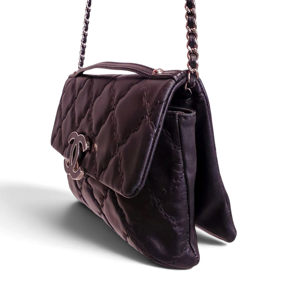 CHANEL BLACK DOUBLE STITCH HAMPTONS CC FLAP CROSSBODY BAG