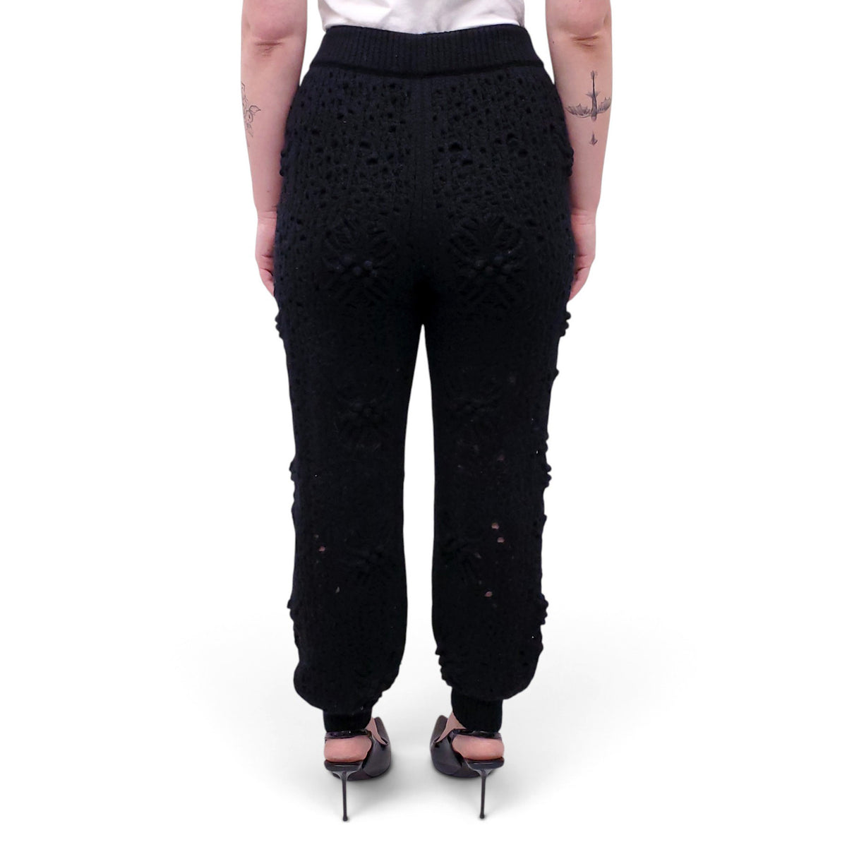 CHANEL BLACK KNIT SYNCHED ANKLE TROUSERS - SIZE 36