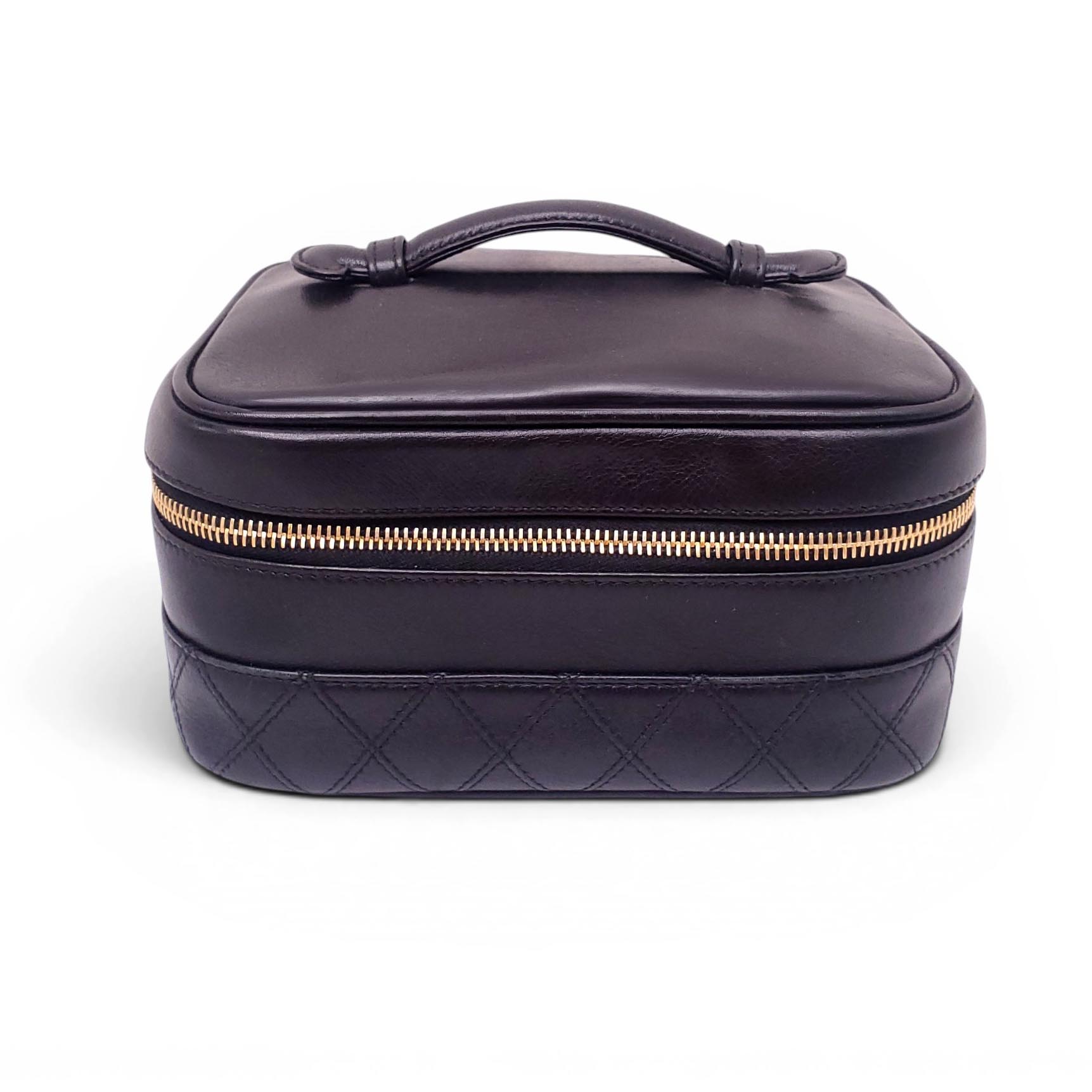 CHANEL BLACK LEATHER VANITY BAG