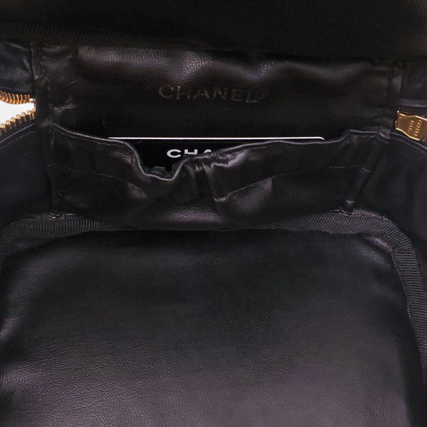 CHANEL BLACK LEATHER VANITY BAG