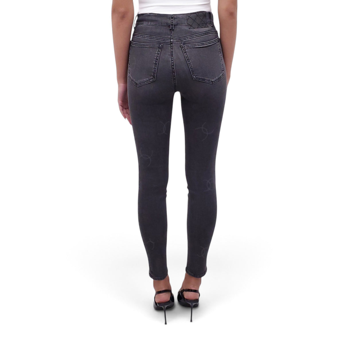 CHANEL CC GREY LOGO JEANS - SIZE 34