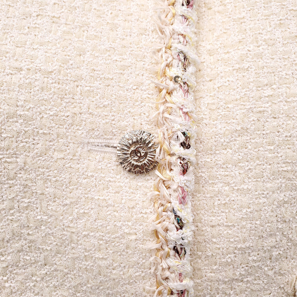 CHANEL CREAM VEST WITH LOGO BUTTONS AND MULTICOLOUR RIBBON DETAIL - SIZE 38