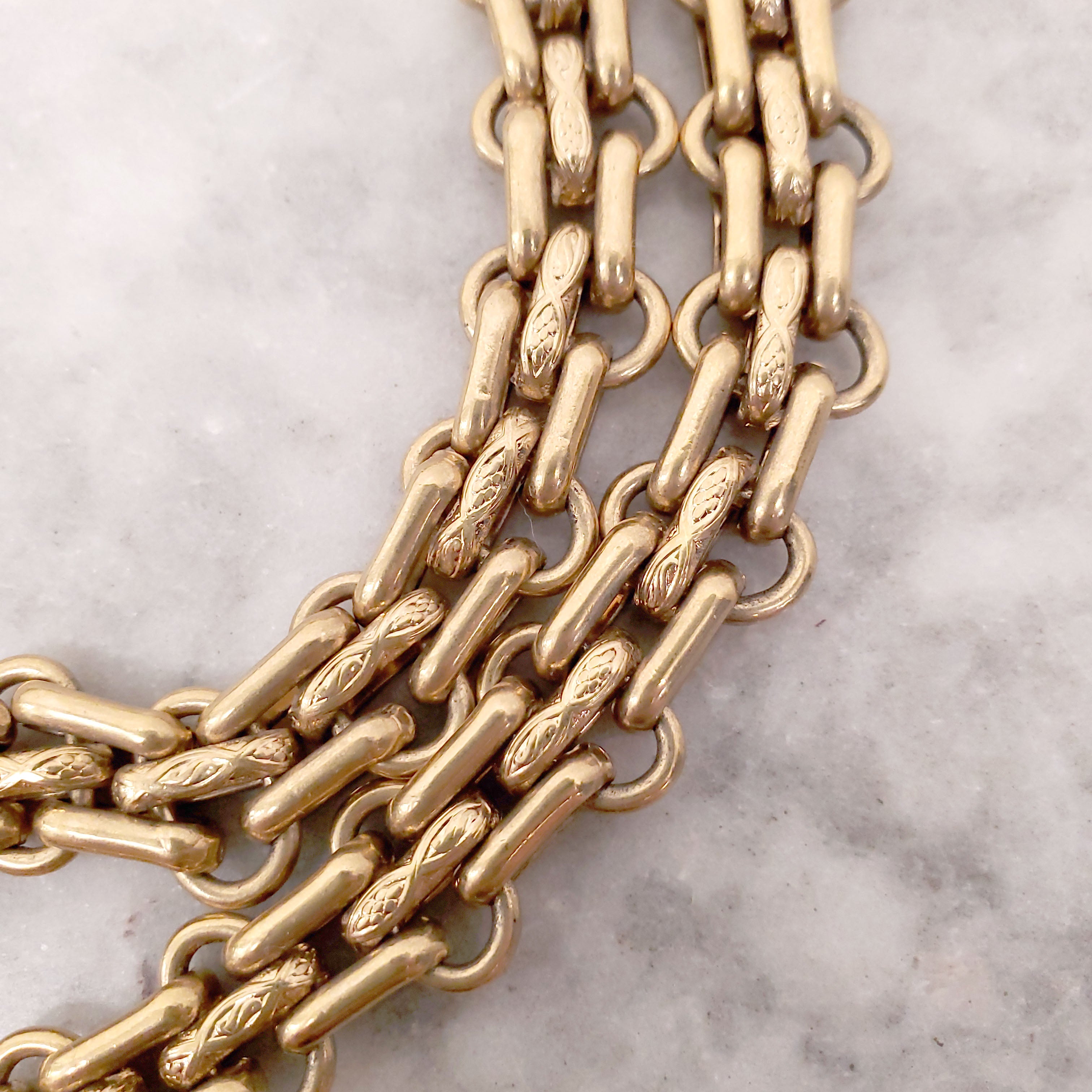 CHANEL GOLD TURNLOCK NECKLACE