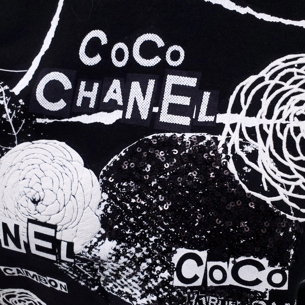 CHANEL GRAPHIC CREWNECK SWEATER - SIZE S