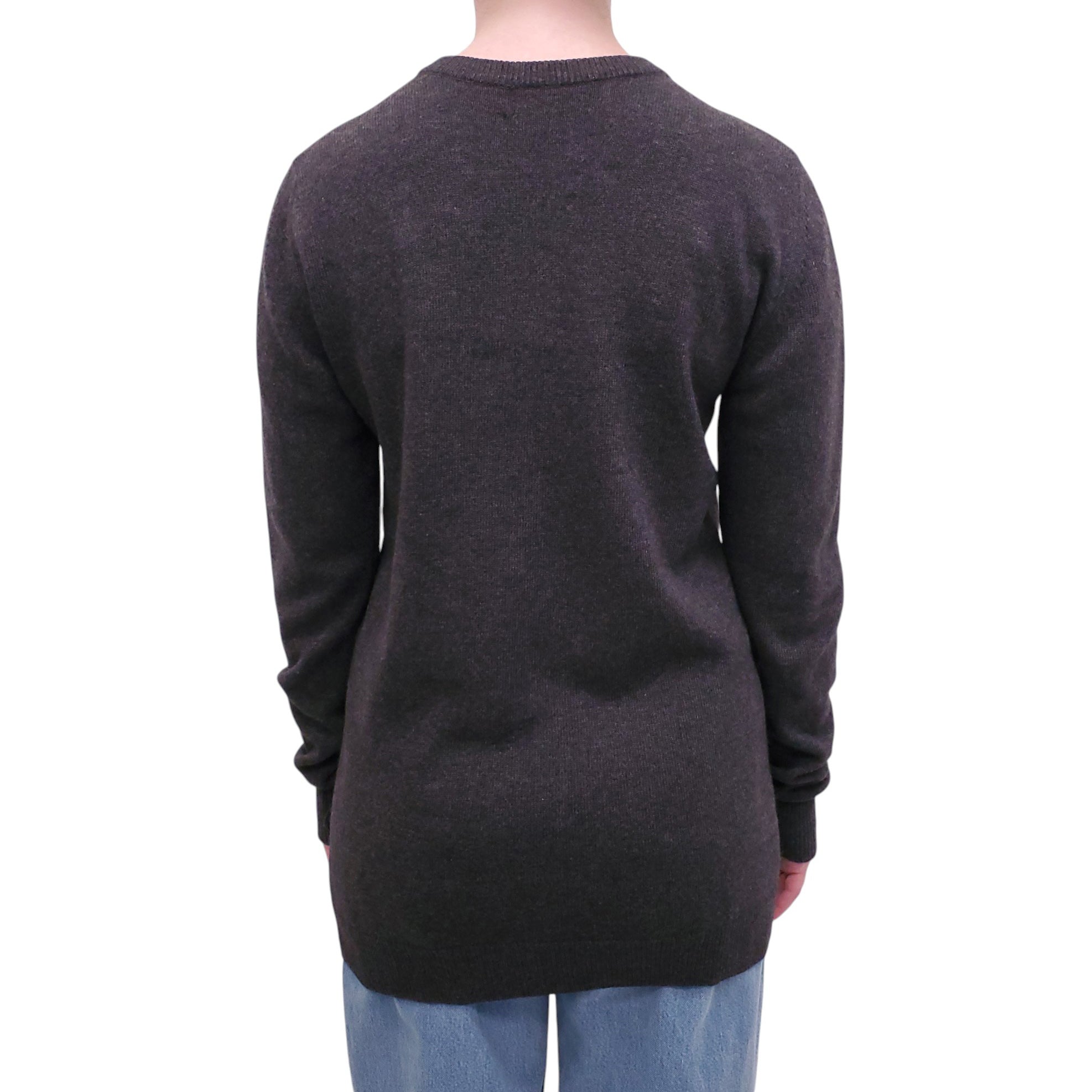 CHANEL GREY CASHMERE CARDIGAN WITH CHANEL GOLD LOGO BUTTONS - SIZE M