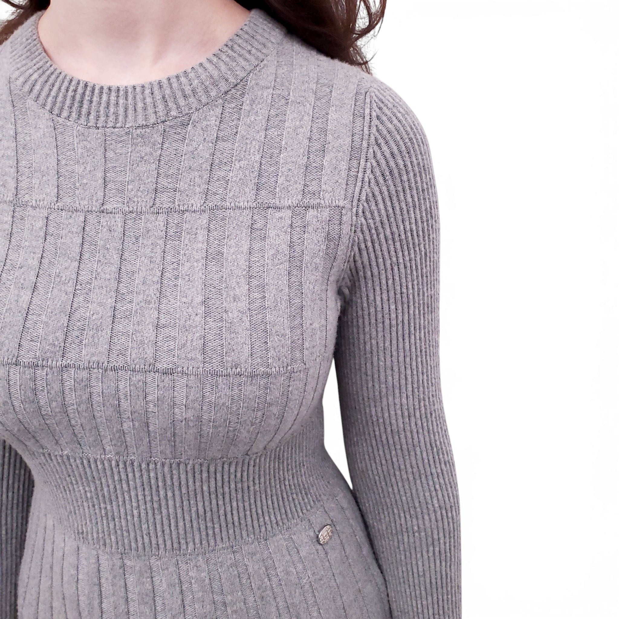 CHANEL GREY CASHMERE KNIT PLEATED DRESS  - SIZE 34
