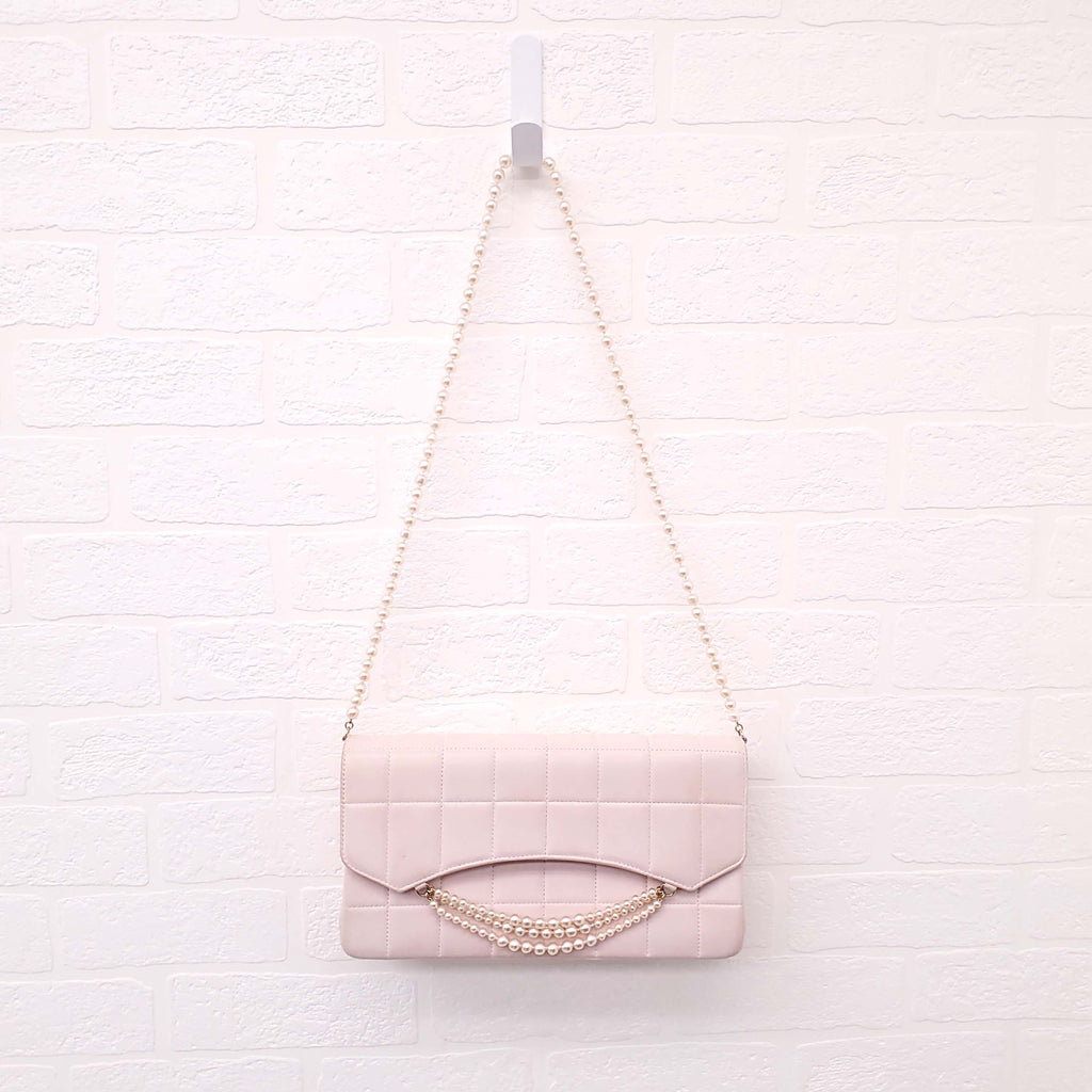CHANEL PINK PEARL FLAP BAG