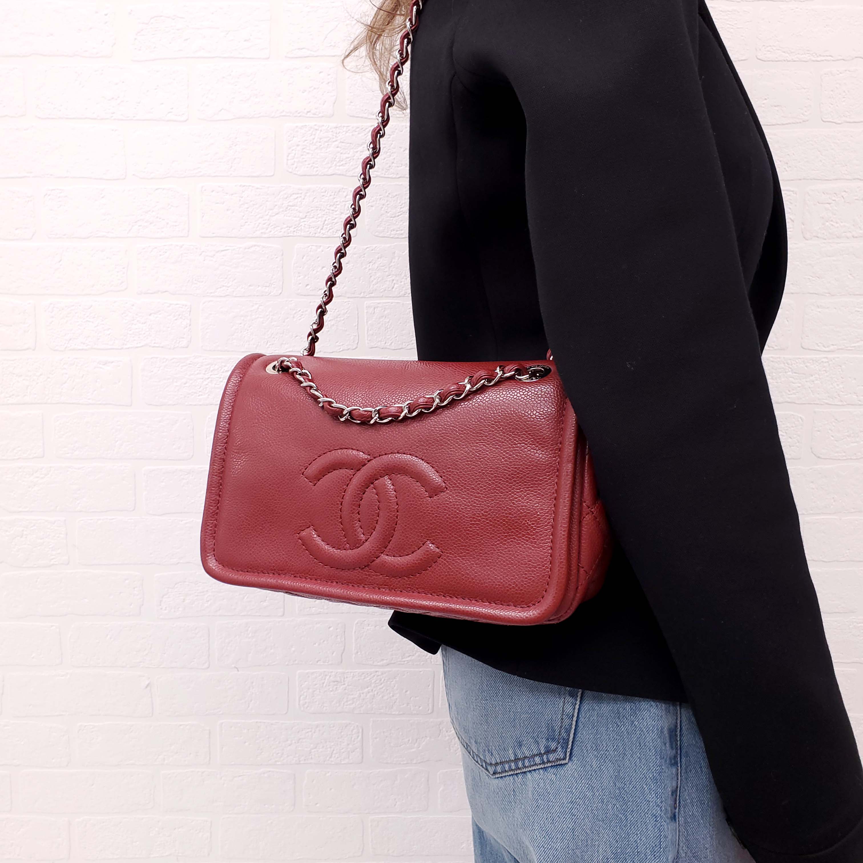 CHANEL RED CAVIAR LEATHER 'TIMELESS CC FLAP' BAG