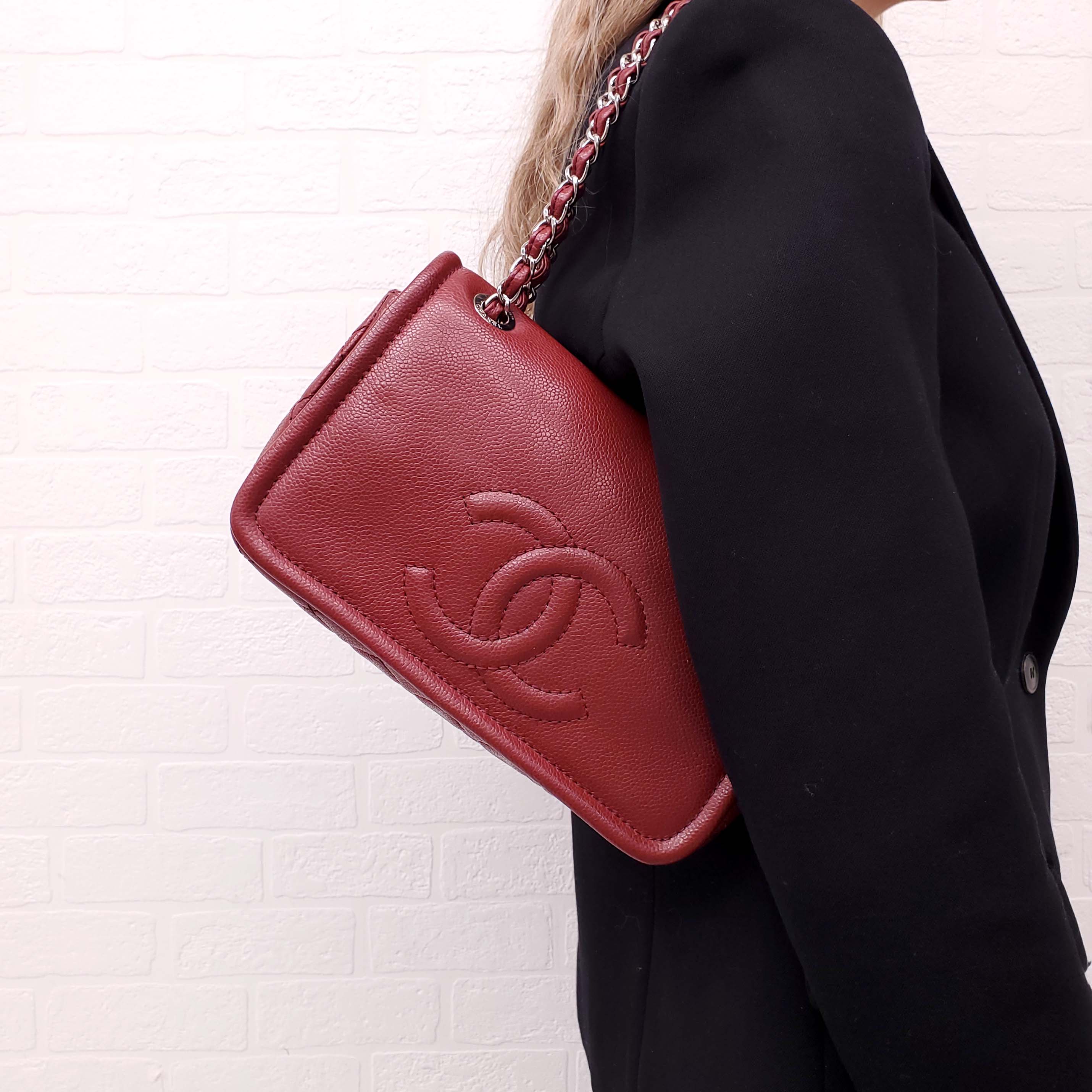 CHANEL RED CAVIAR LEATHER 'TIMELESS CC FLAP' BAG