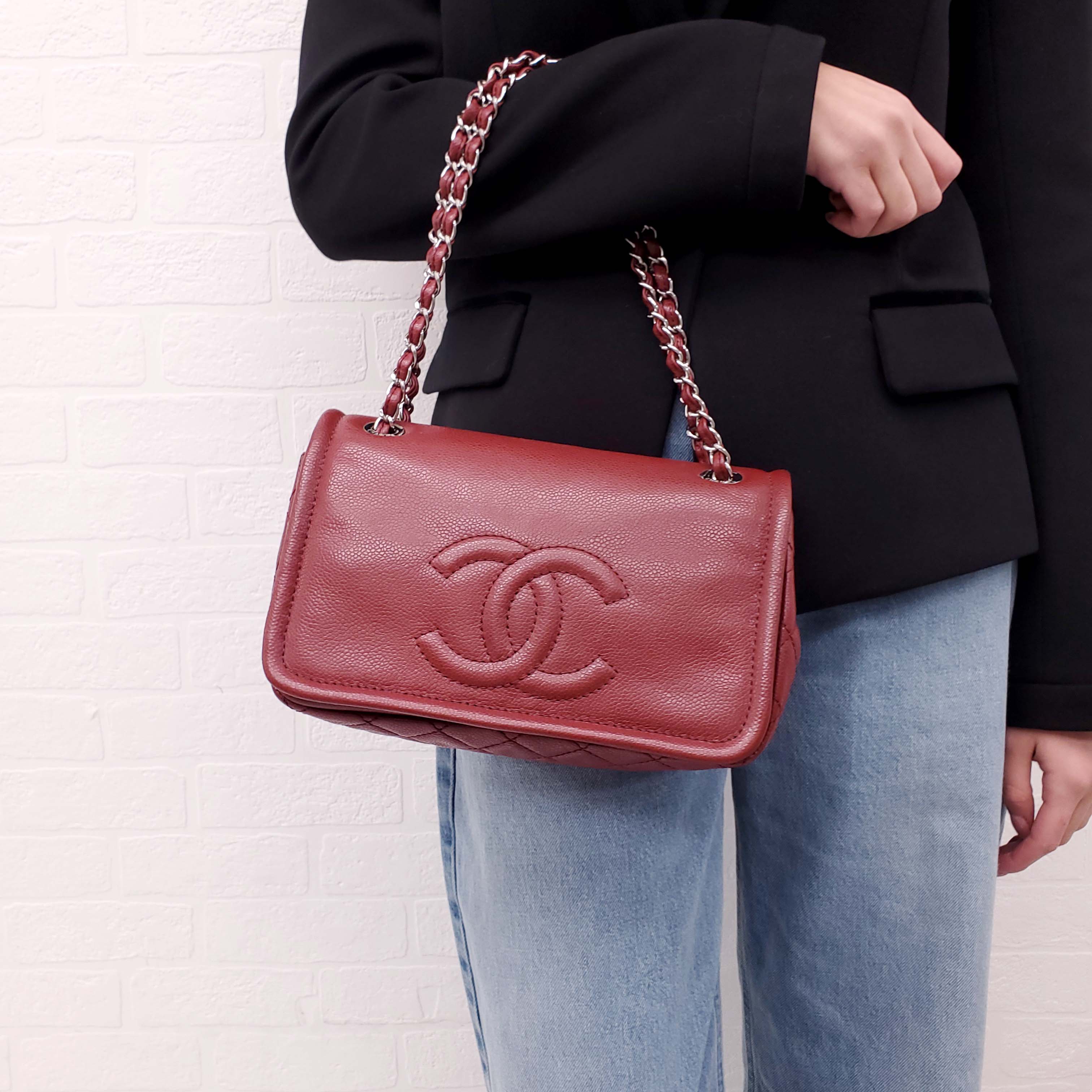 CHANEL RED CAVIAR LEATHER 'TIMELESS CC FLAP' BAG