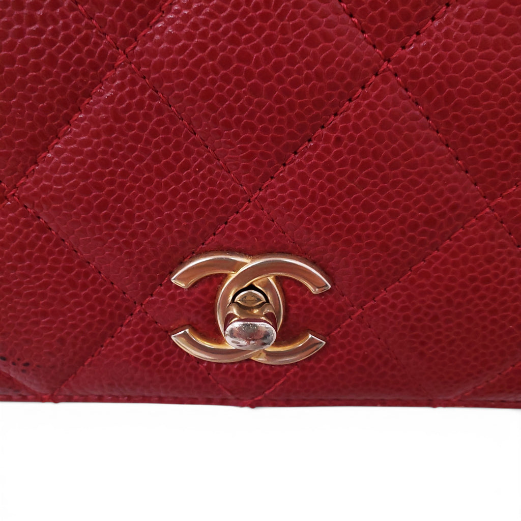 CHANEL RED QUILTED CARRY AROUND FLAP BAG