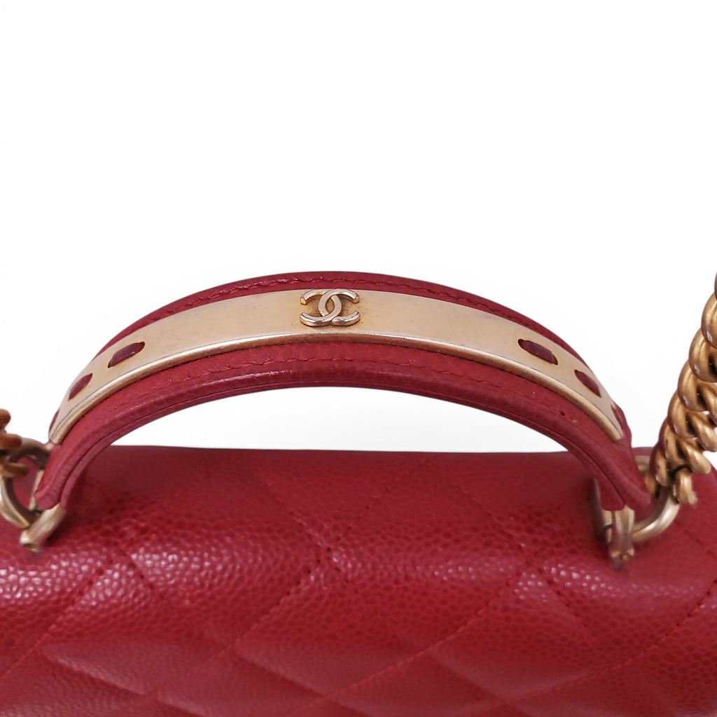 CHANEL RED QUILTED CARRY AROUND FLAP BAG