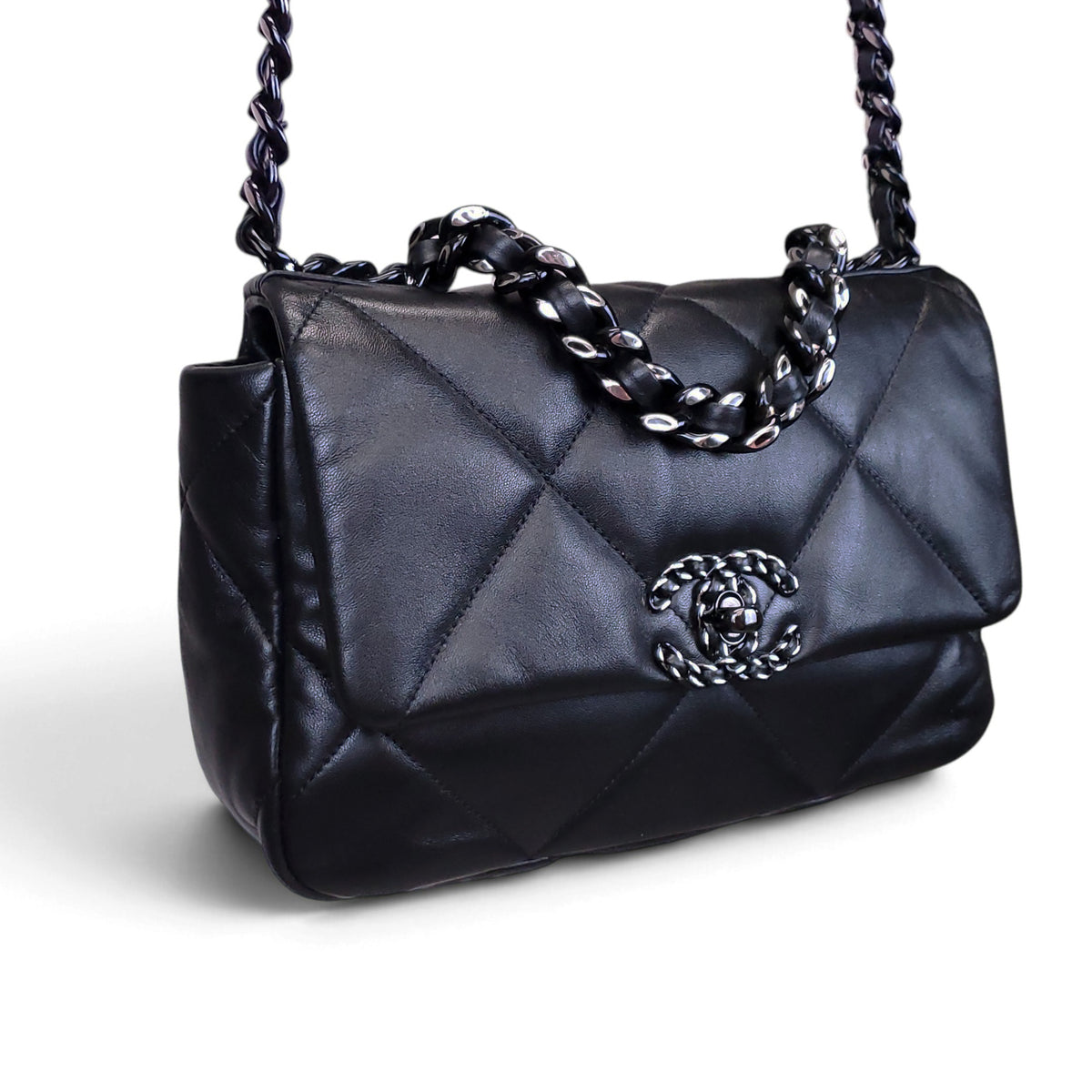 CHANEL SO BLACK 19 MEDIUM BAG
