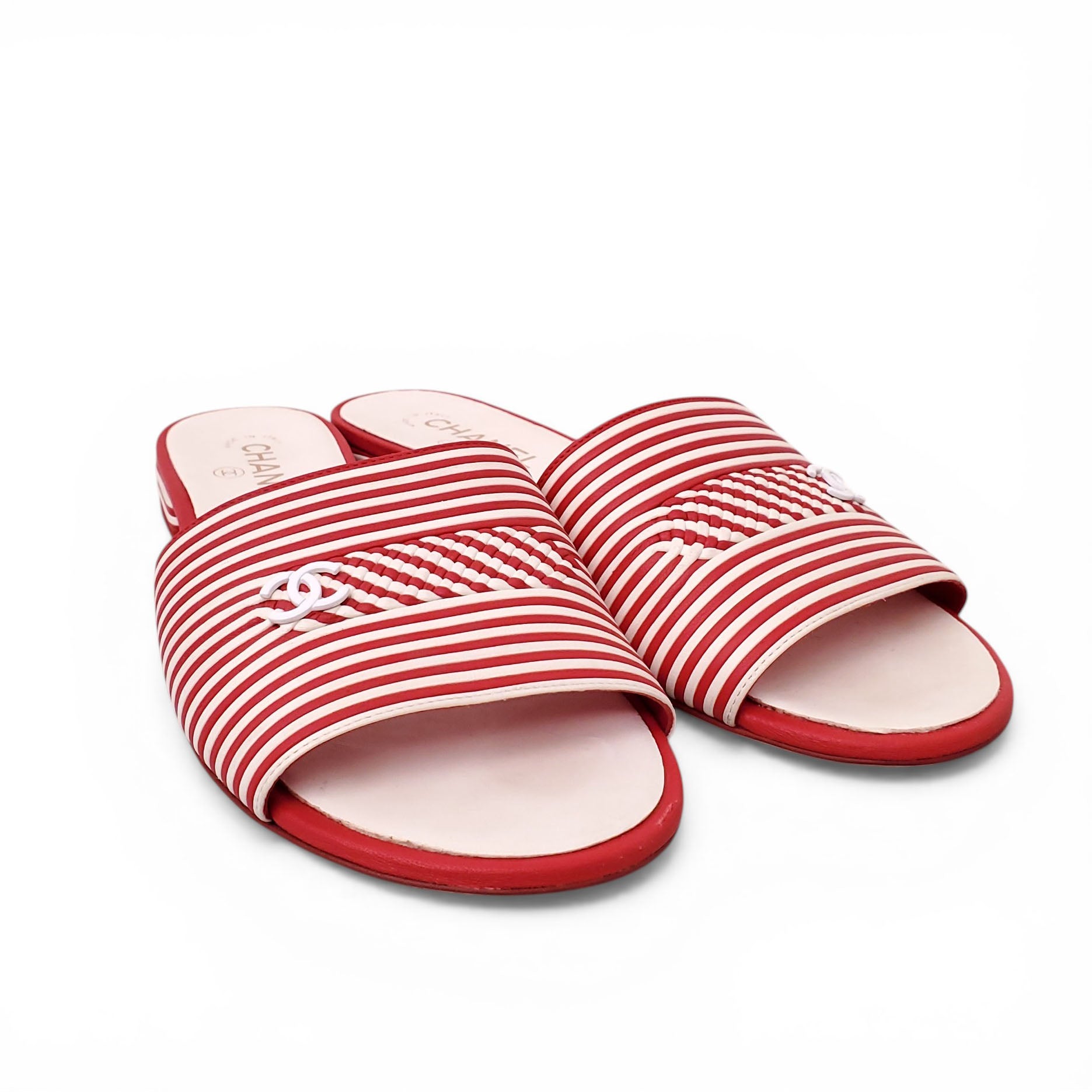 CHANEL STRIPED LOGO SLIDES - SIZE 41