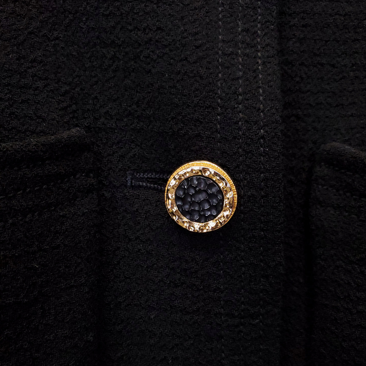 CHANEL TWEED JACKET WITH MATCHING SKIRT WITH GOLD LOGO BUTTONS - SIZE 42