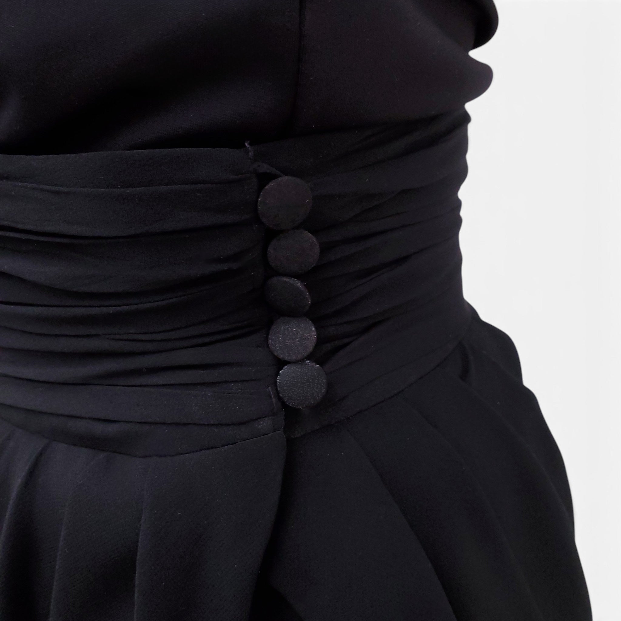 CHANEL VINTAGE BLACK SILK ROUCHED SKIRT - SIZE 40