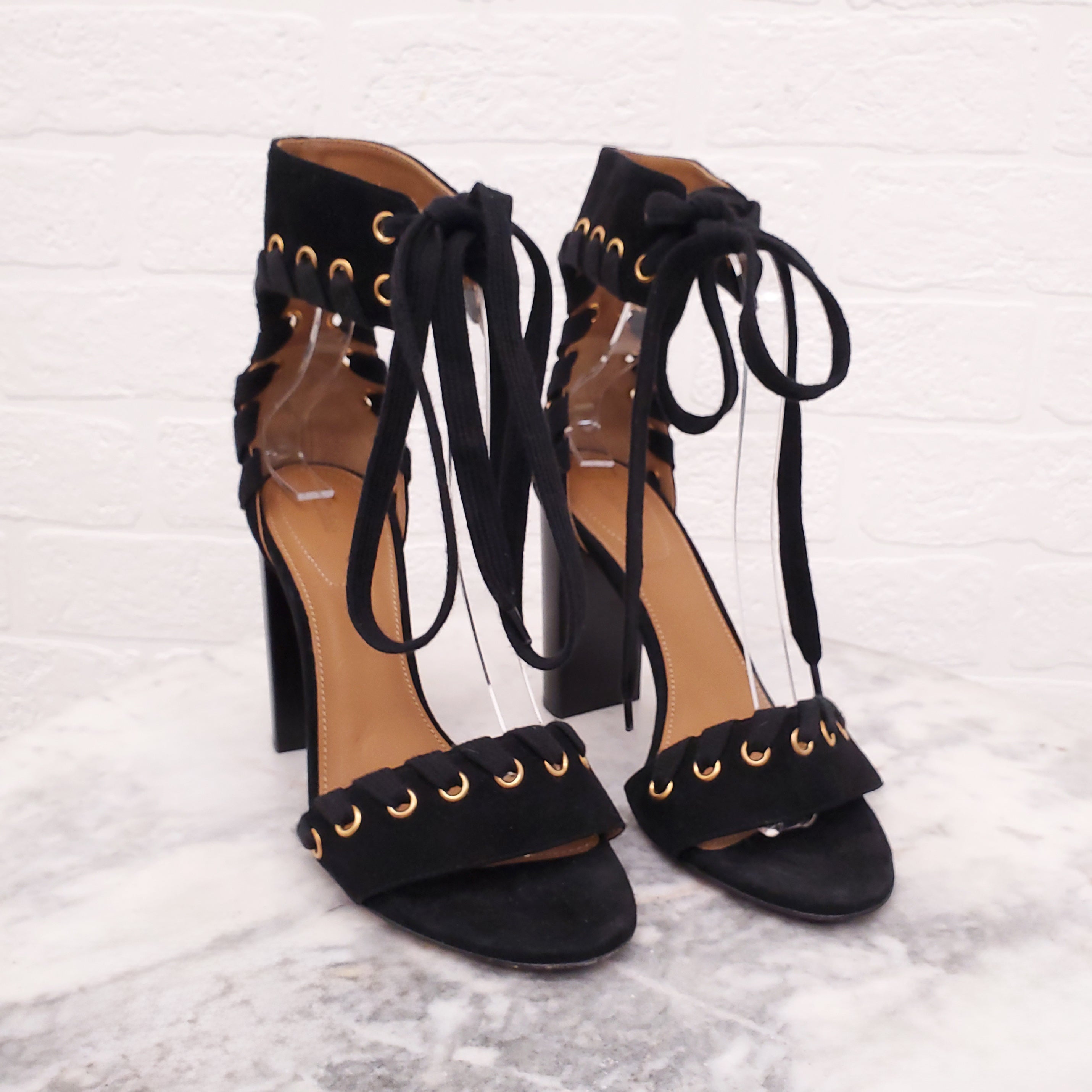 CHLOÉ BLACK HEELS WITH LACE UP DETAIL - SIZE 37