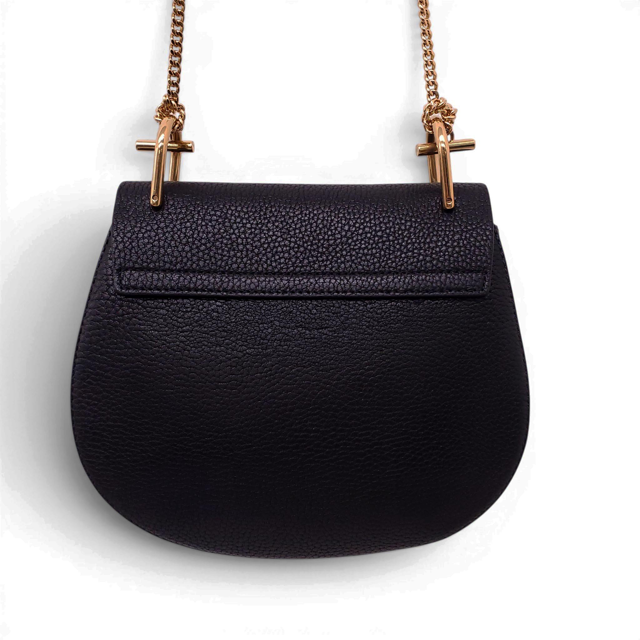 CHLOÉ BLACK LEATHER PADLOCK BAG