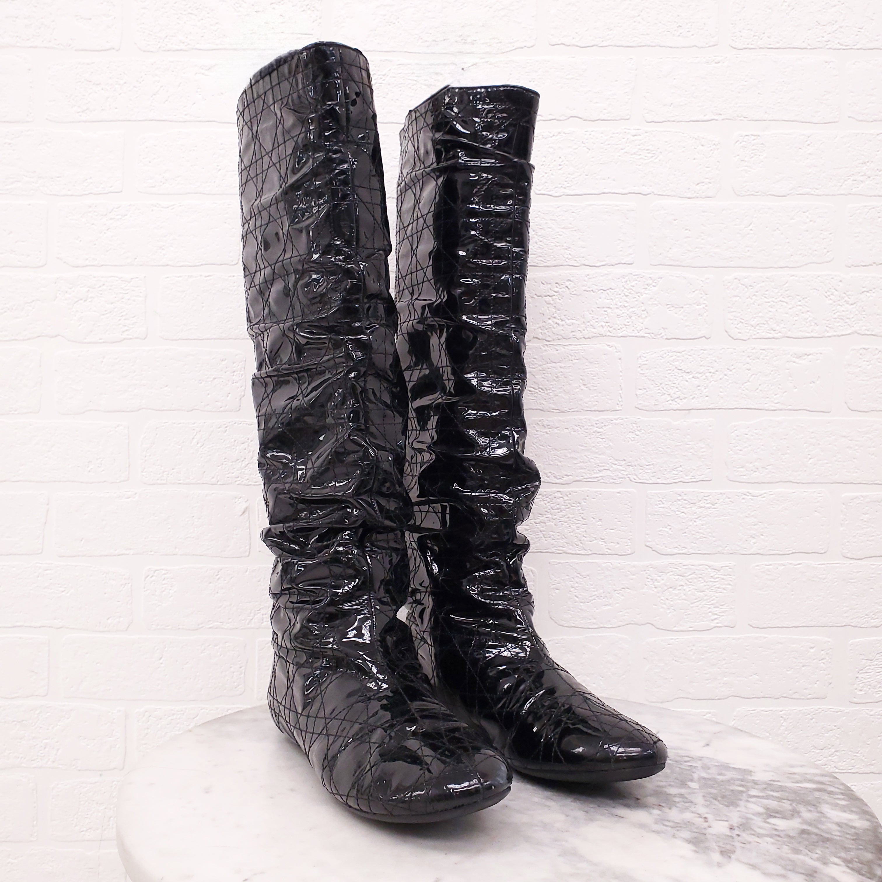 CHRISTIAN DIOR BLACK PATENT MOTO BOOT - SIZE 40