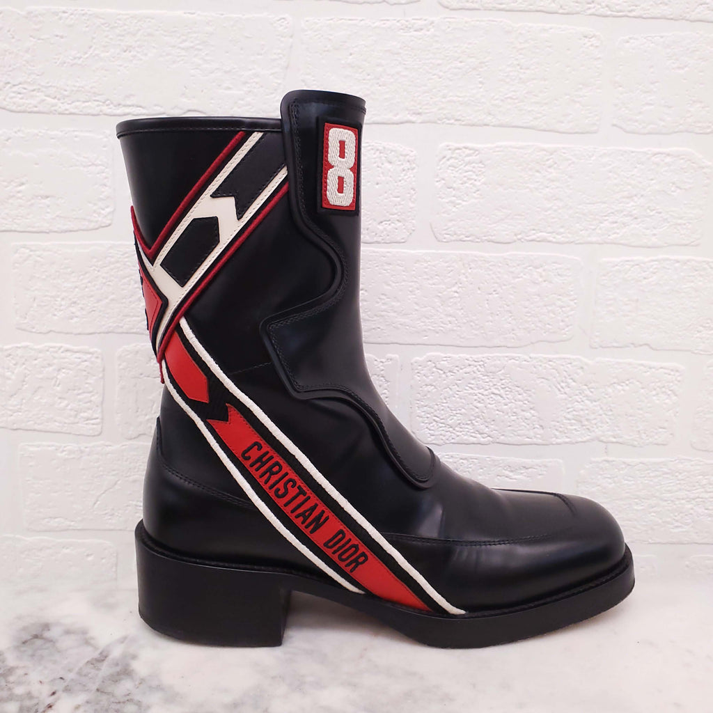 CHRISTIAN DIOR BLACK 'DIORALLY' LEATHER MOTO BOOTS - SIZE 37