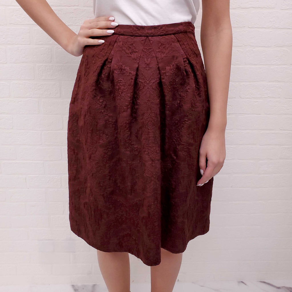CHRISTIAN DIOR BURGUNDY PATTERNED SKIRT - SIZE 8