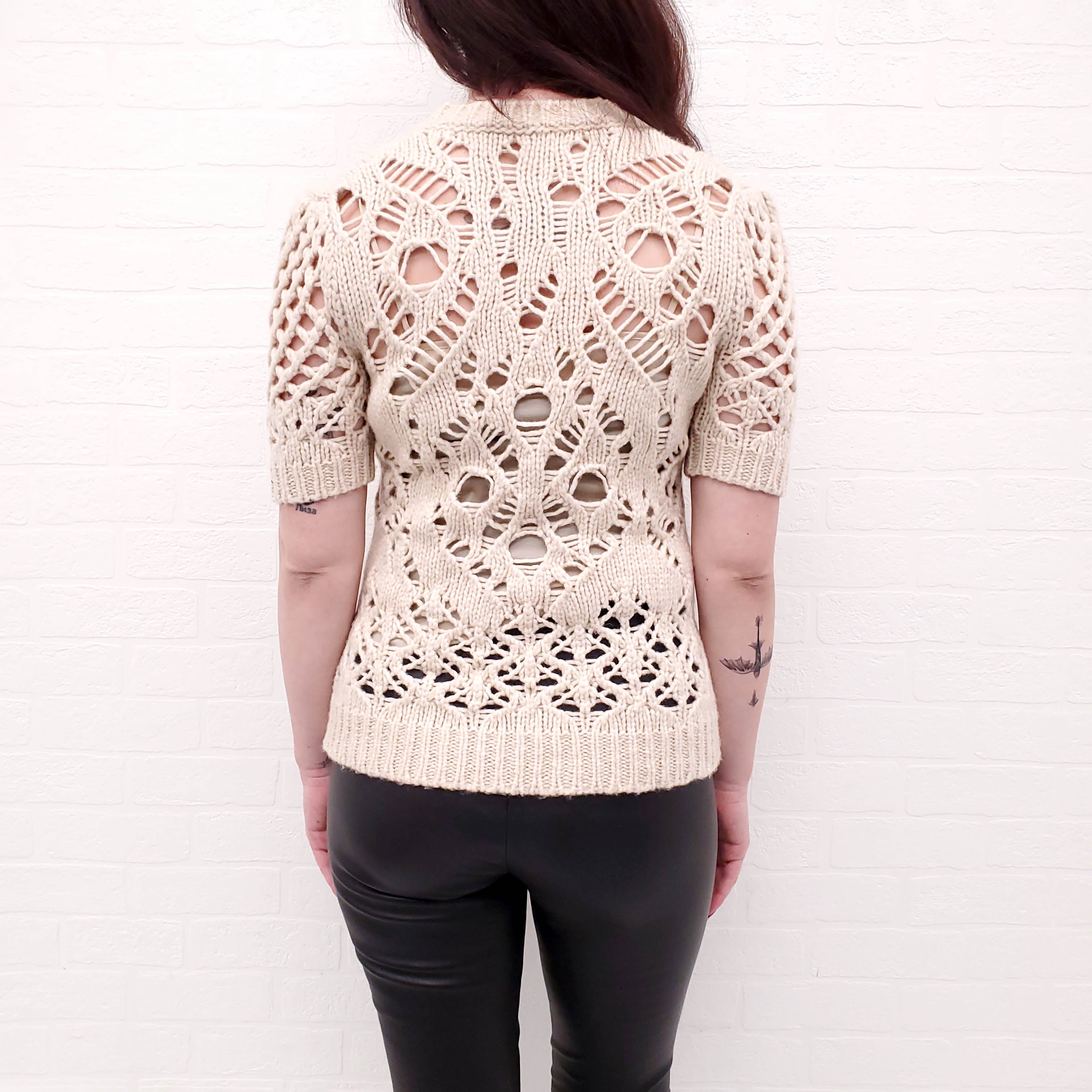 CHRISTIAN DIOR CREAM KNIT SHORT SLEEVE SWEATER - SIZE 4