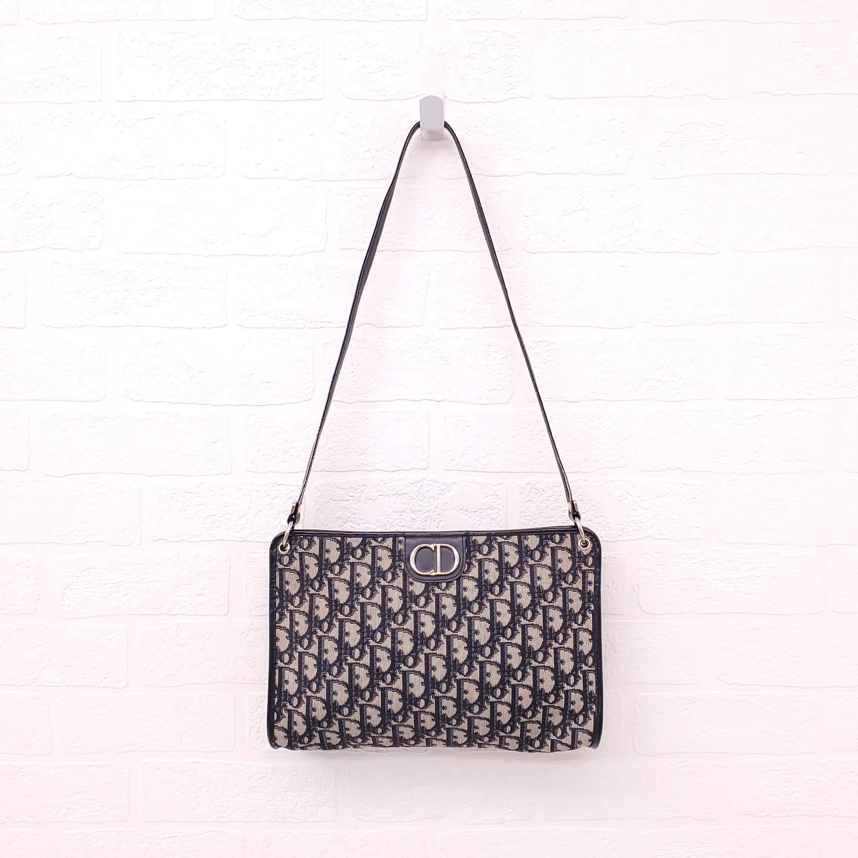 CHRISTIAN DIOR VINTAGE LOGO PURSE