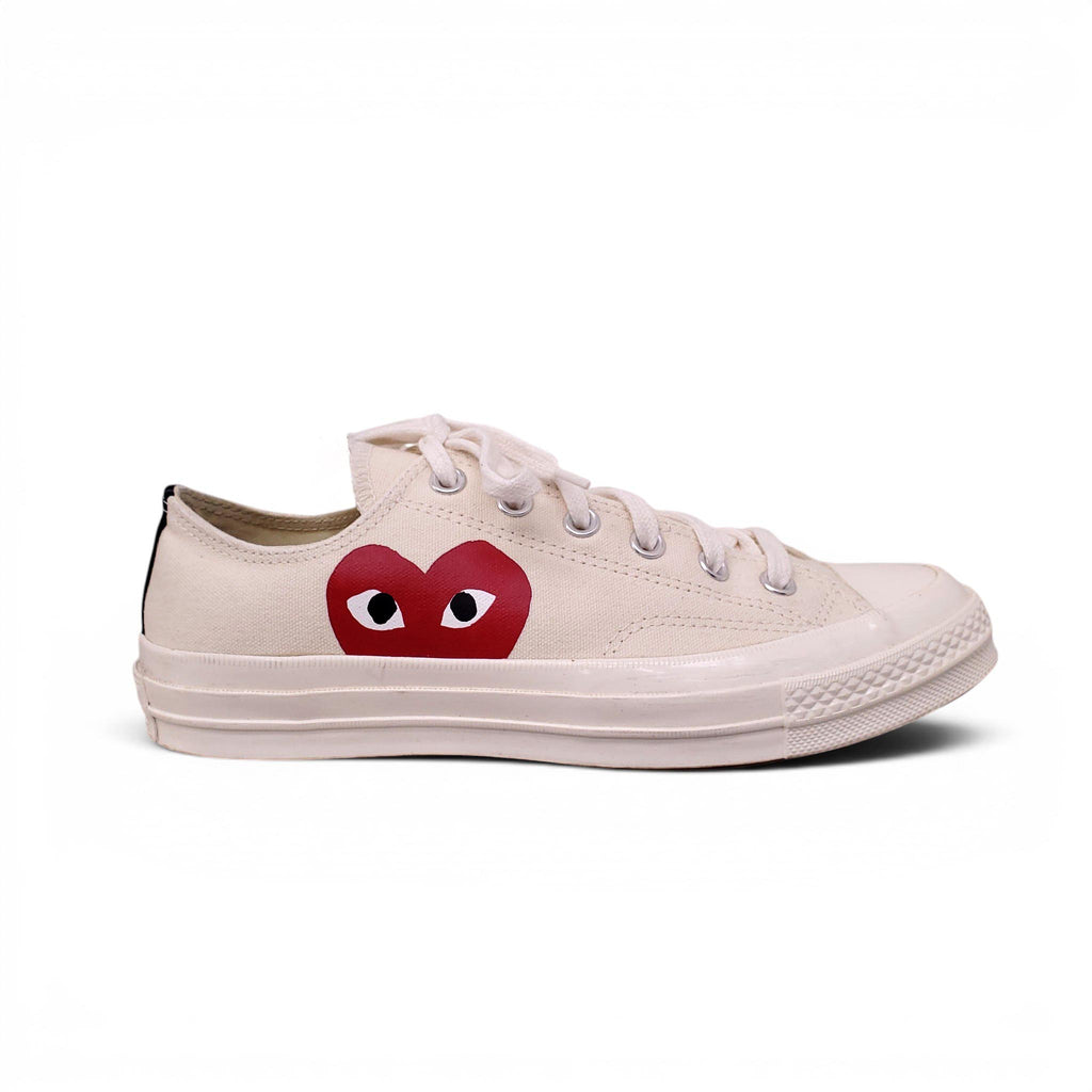COMME DES GARÇONS PLAY CREAM SNEAKERS - SIZE 9