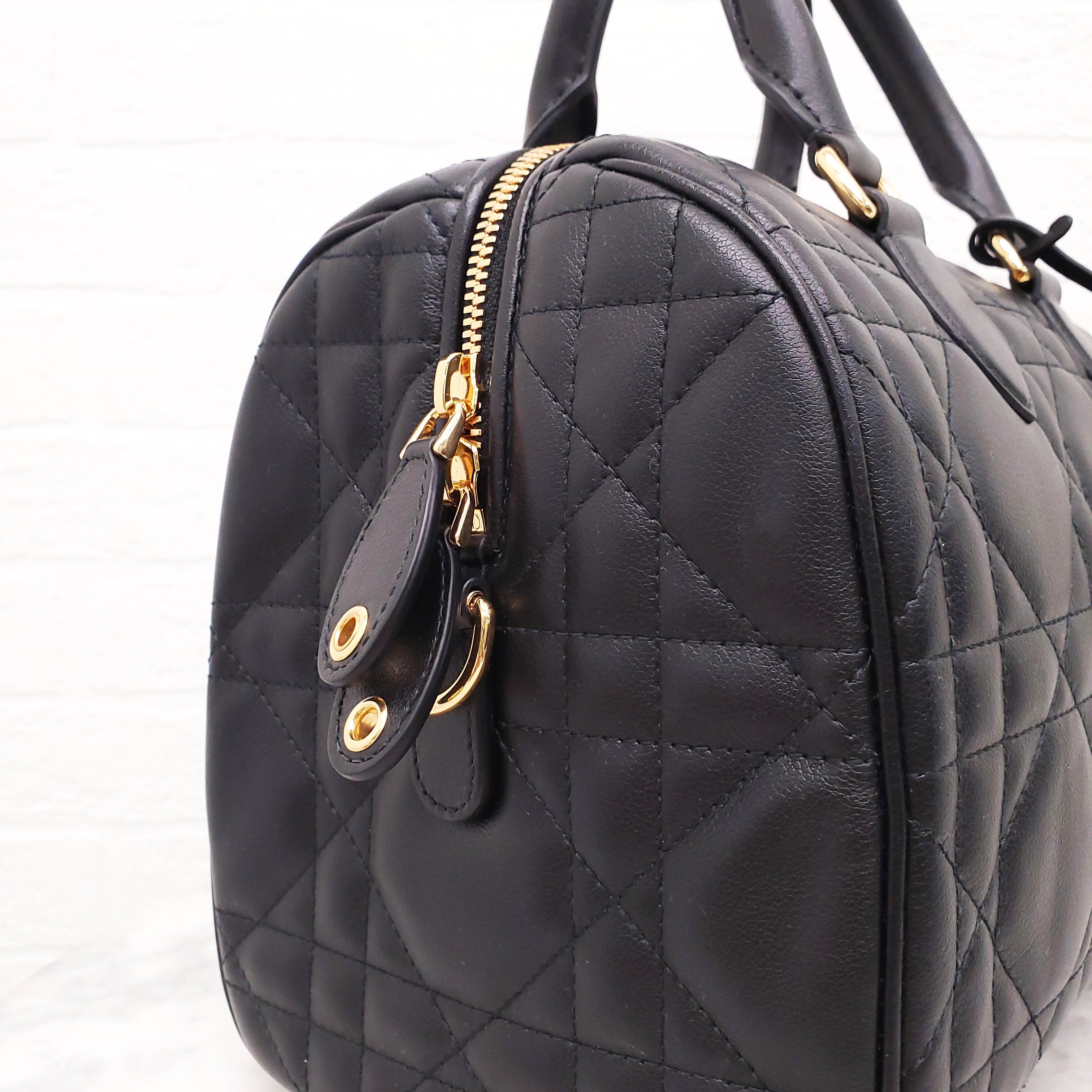 DIOR BLACK MACROCANNAGE CALFSKIN GROOVE 25 BAG