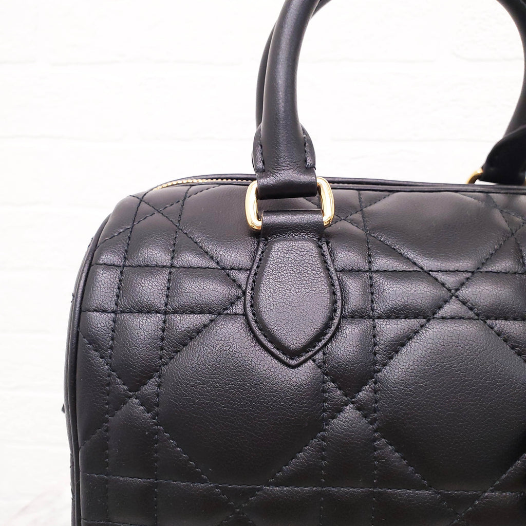 DIOR BLACK MACROCANNAGE CALFSKIN GROOVE 25 BAG