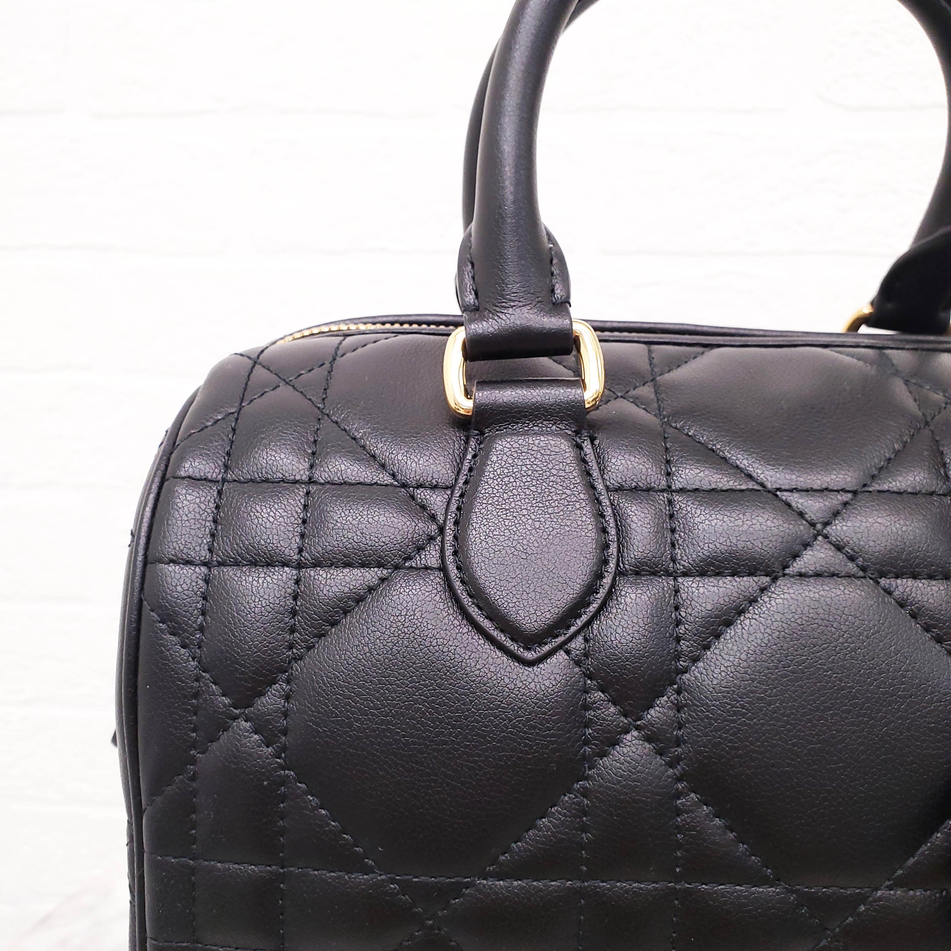 DIOR BLACK MACROCANNAGE CALFSKIN GROOVE 25 BAG