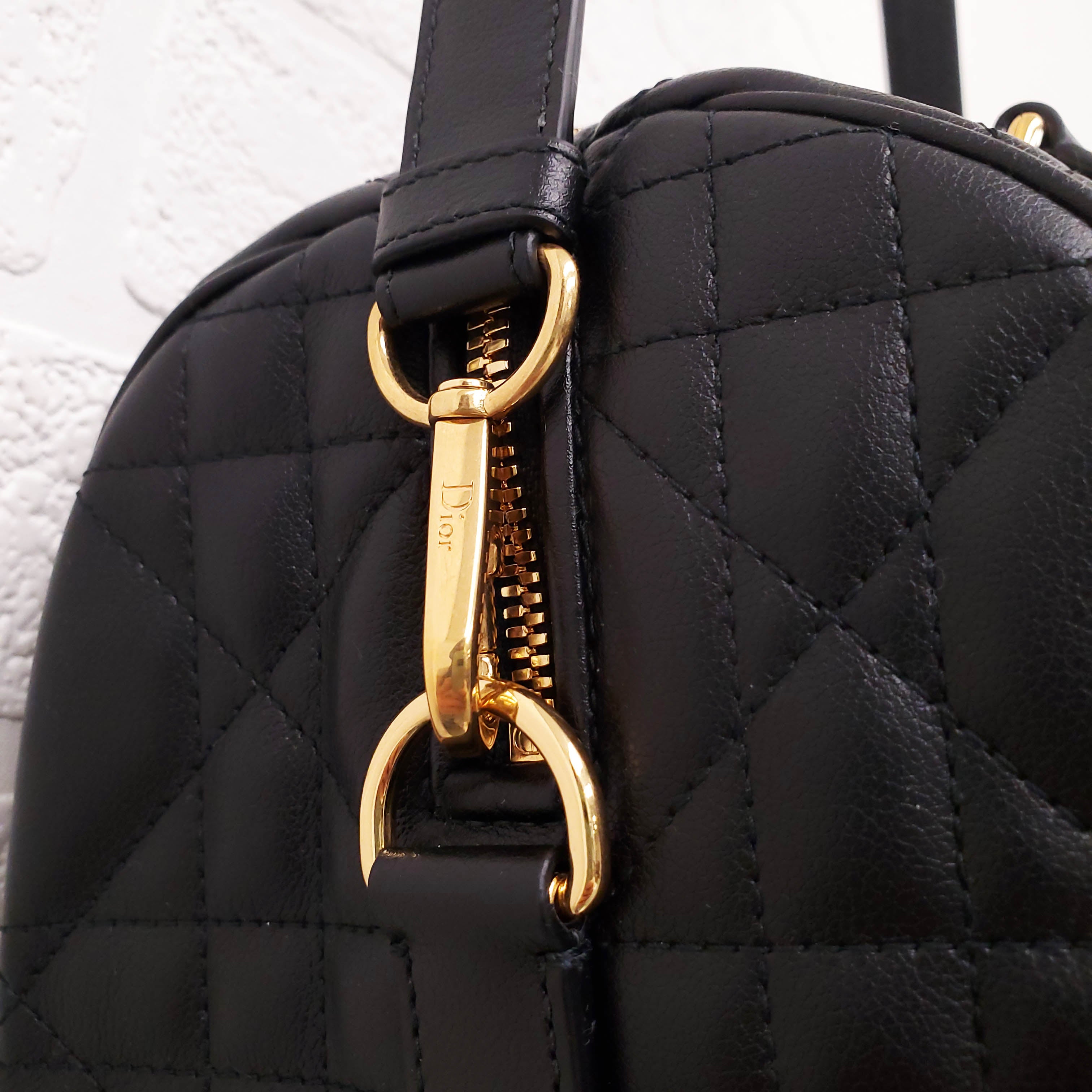 DIOR BLACK MACROCANNAGE CALFSKIN GROOVE 25 BAG