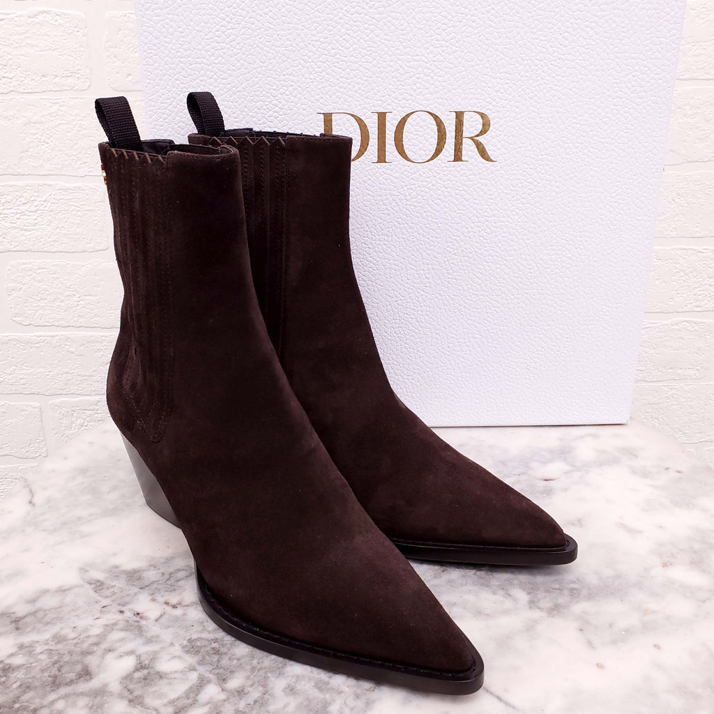 CHRISTIAN DIOR BROWN SUEDE BOOTIES - SIZE 36