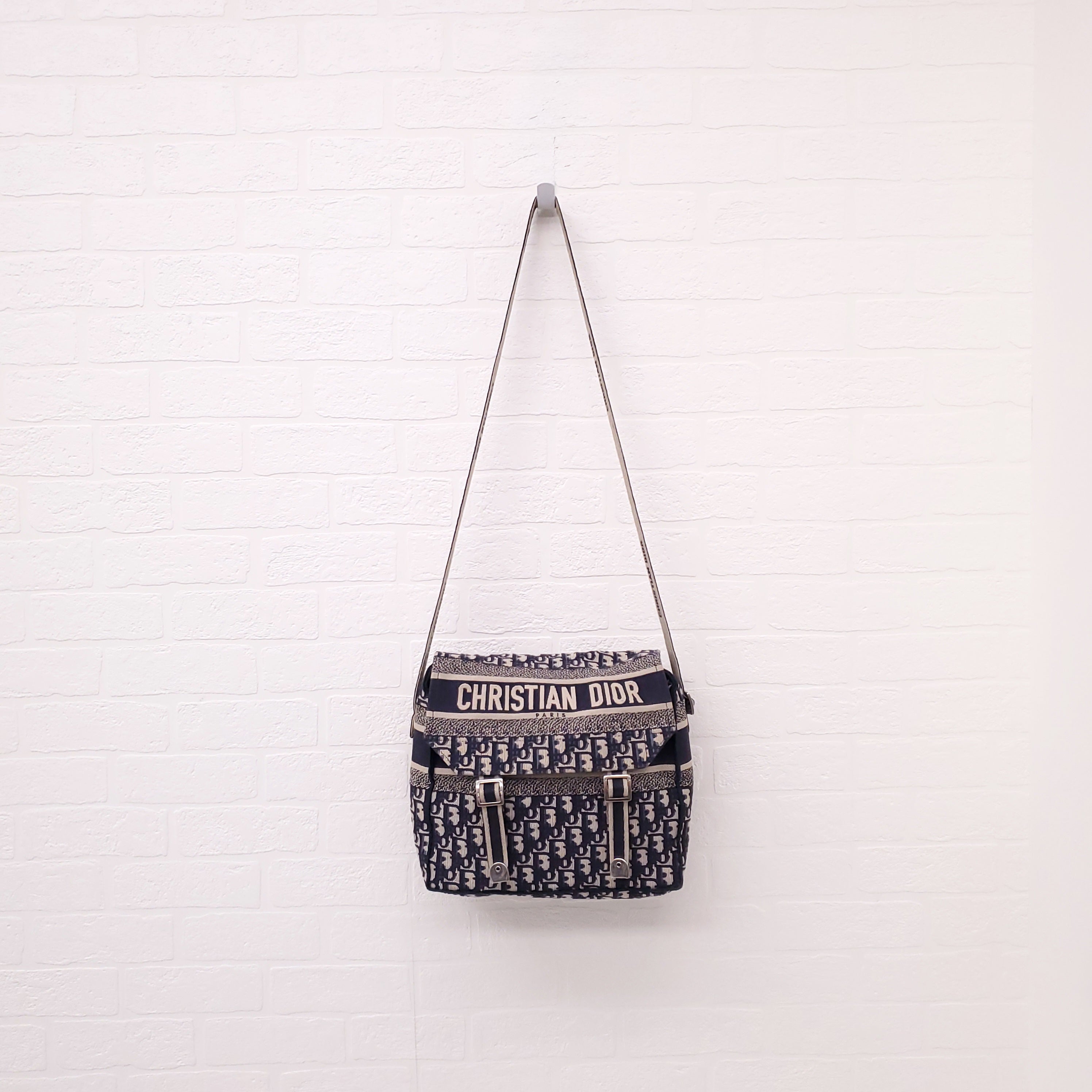 DIOR OBLIQUE MESSENGER BAG