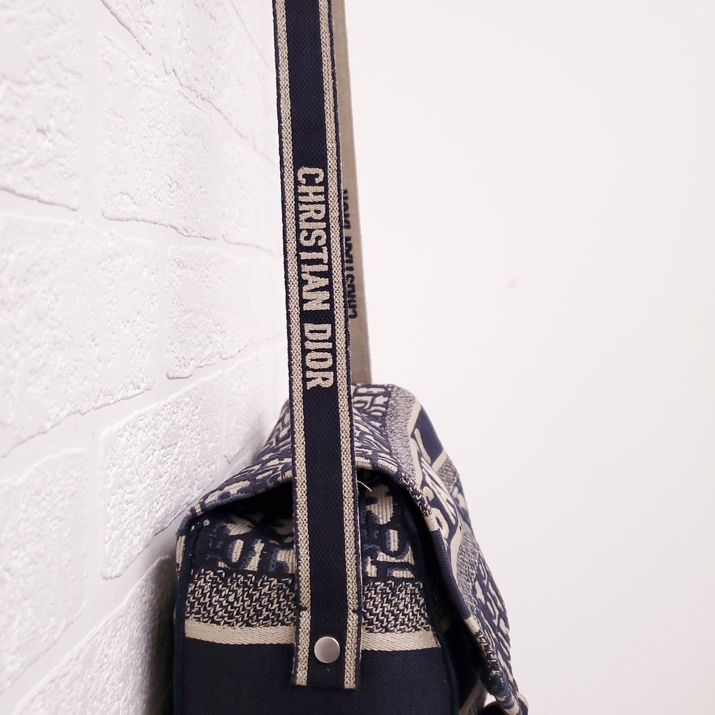 DIOR OBLIQUE MESSENGER BAG