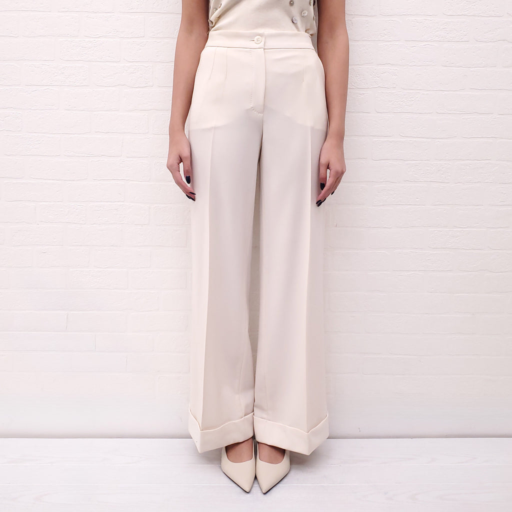 DOLCE & GABBANA CREAM SUIT WITH OVERSIZED BLAZER - SIZE 42