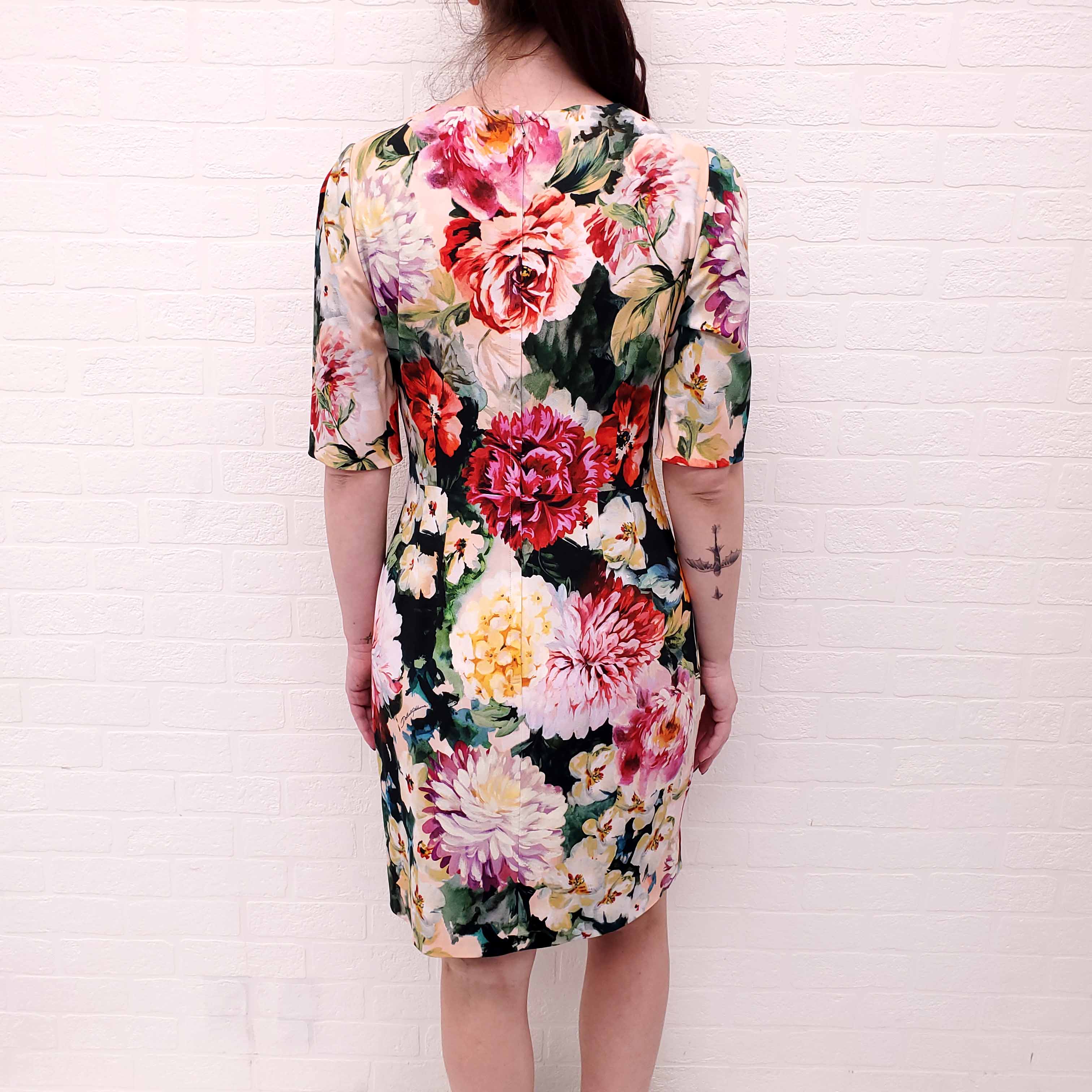 DOLCE & GABBANA FLORAL SHORT SLEEVE DRESS - SIZE 44