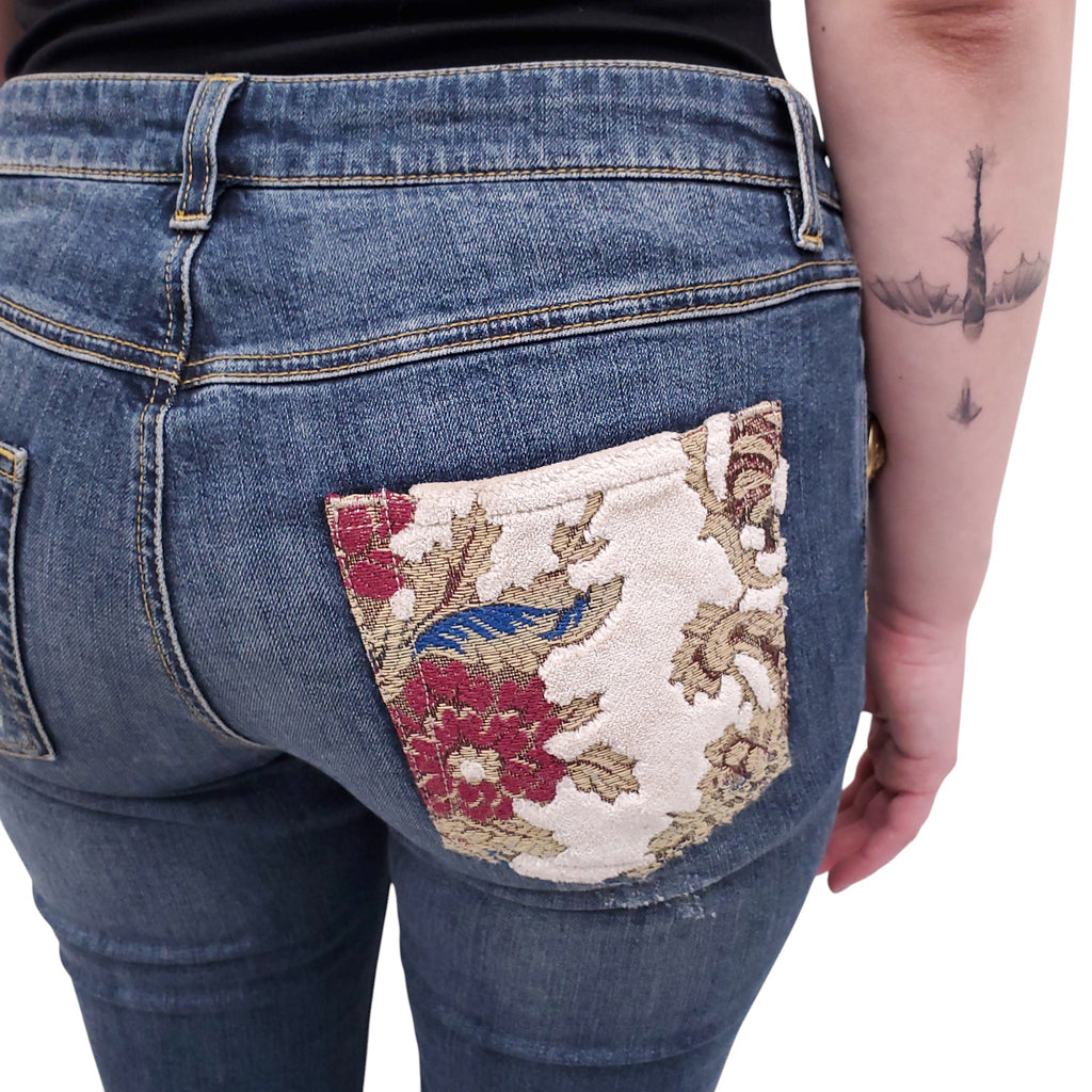 DOLCE & GABBANA JEANS WITH BUTTON DETAILS - SIZE 44