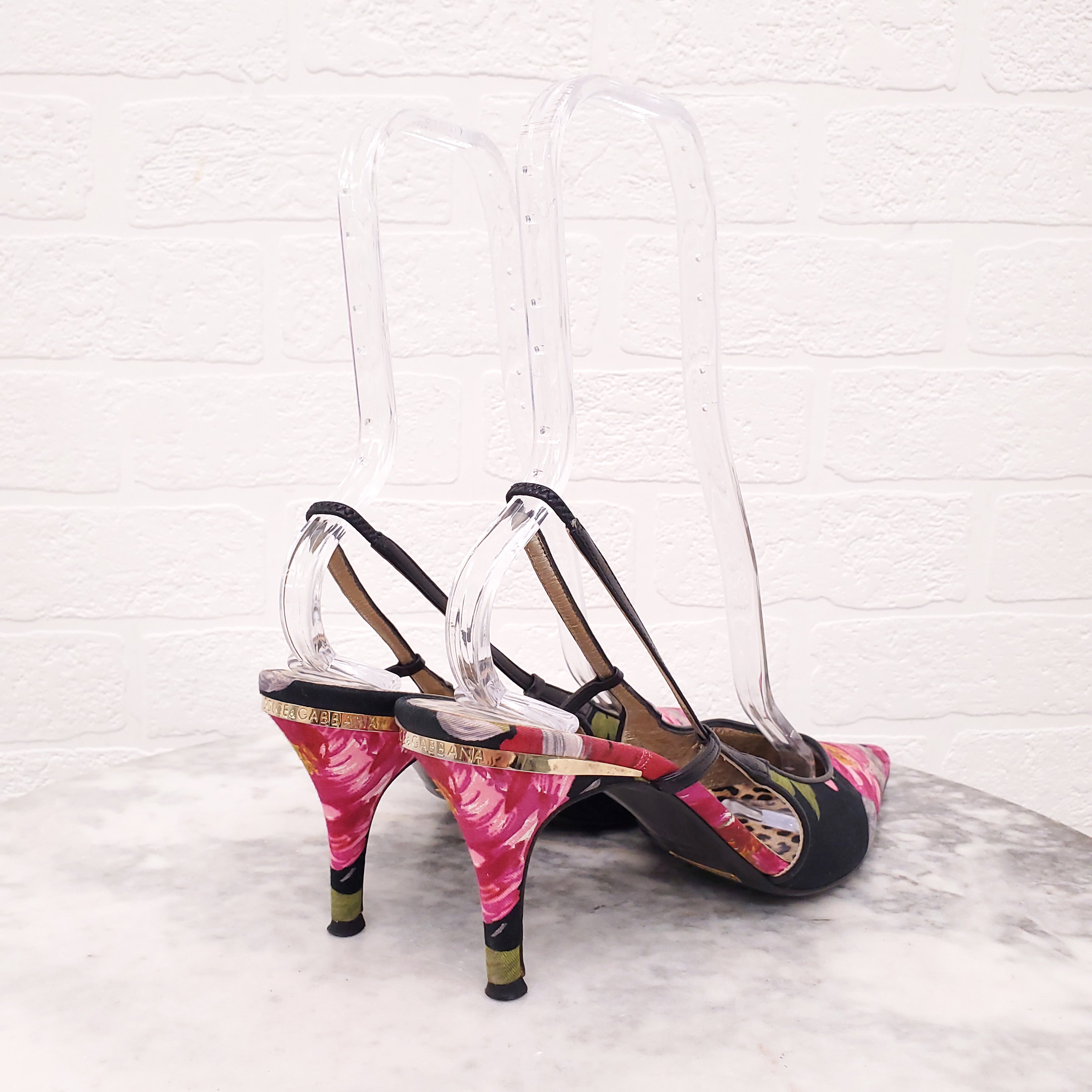 DOLCE & GABBANA VINTAGE FLORAL SLINGBACK HEELS - SIZE 40
