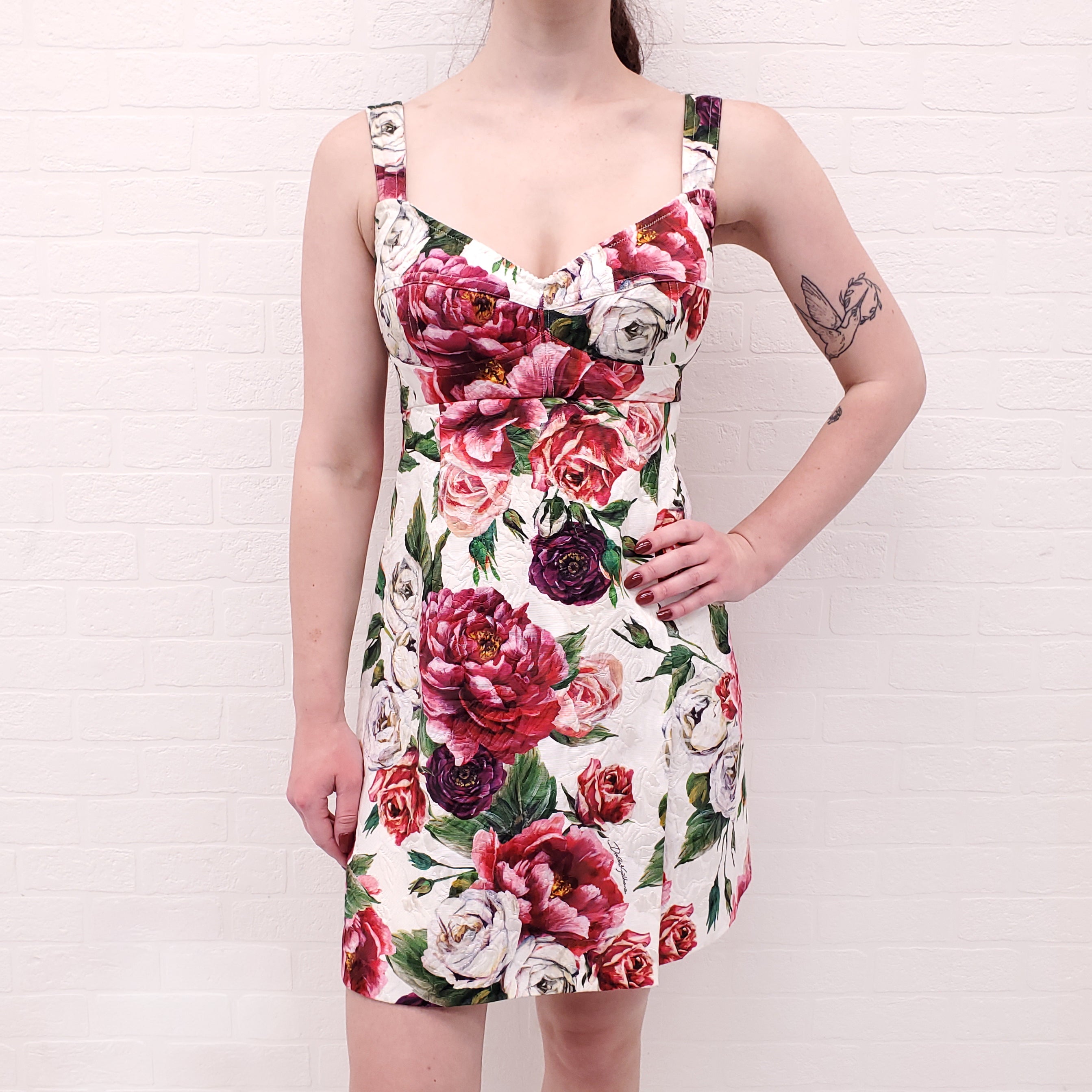 DOLCE & GABBANA WHITE FLORAL BROCADE DRESS - SIZE 44