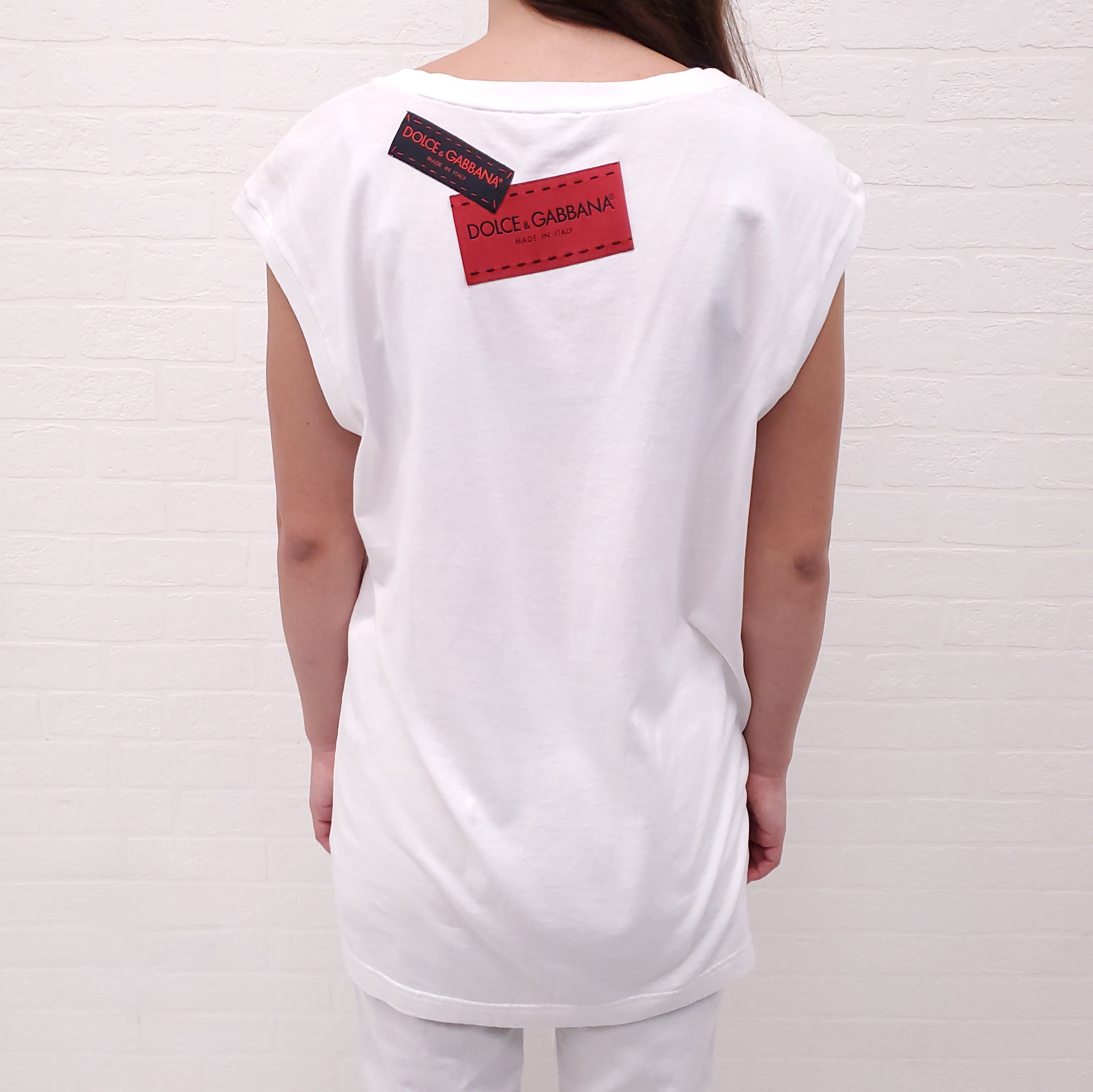 DOLCE & GABBANA 'LOVE IS WHAT YOU WANT' T-SHIRT WITH SEQUIN FLORAL DETIAL - SIZE 38