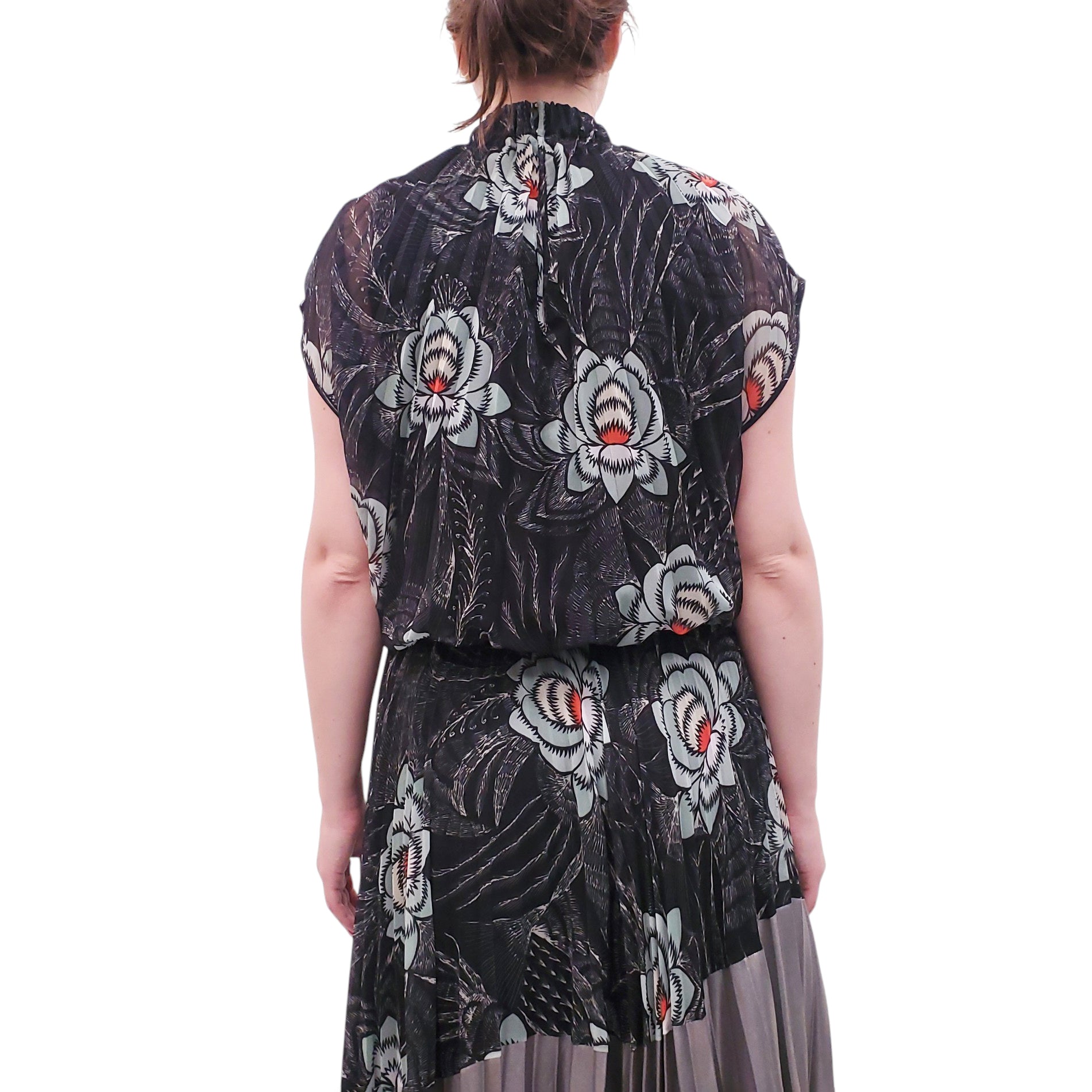 DRIES VAN NOTEN BLACK AND BLUE PATTERNED PLEATED SET - SIZE 38/40