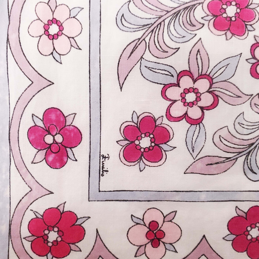 EMILIO PUCCI WHITE AND PINK FLORAL PATTERNED SCARF