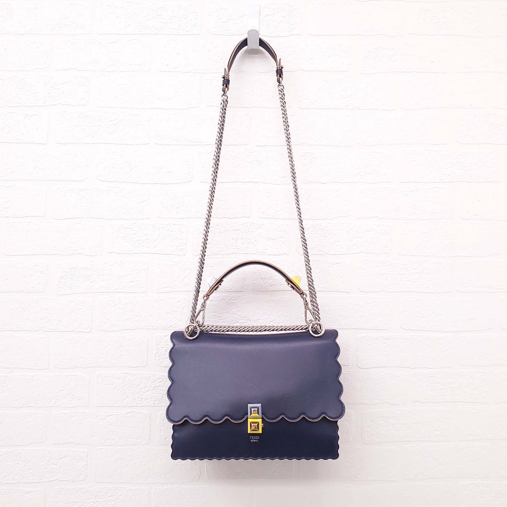 FENDI NAVY LEATHER 'MEDIUM KAN' BAG