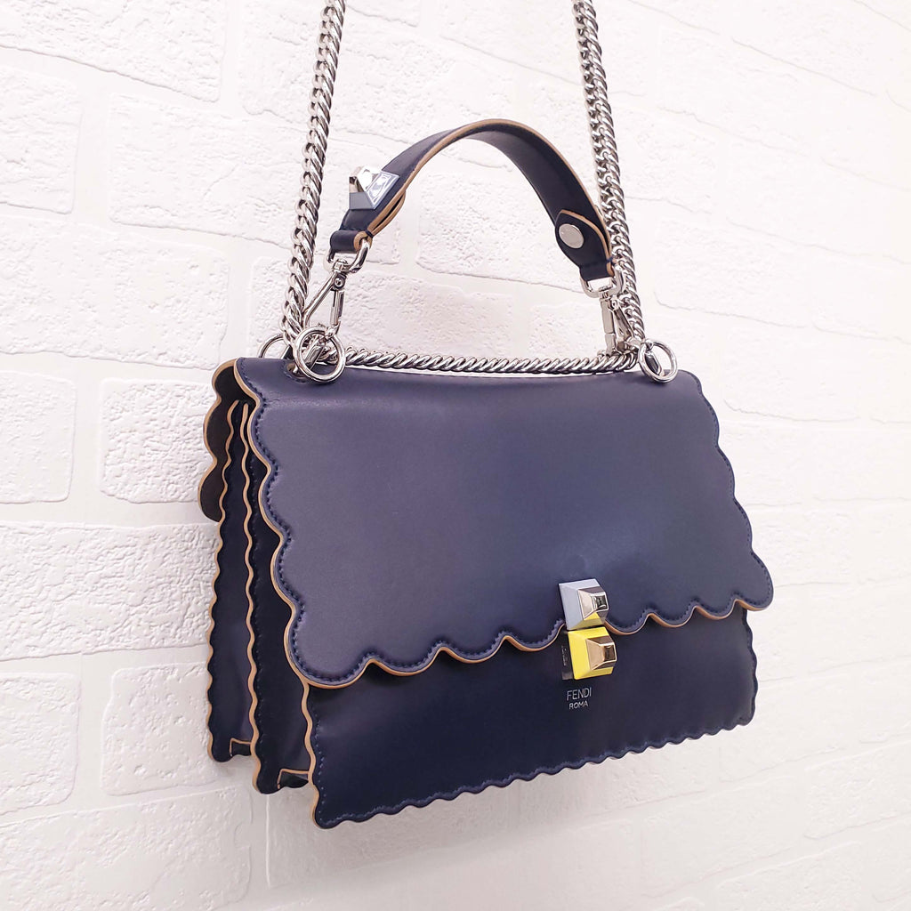FENDI NAVY LEATHER 'MEDIUM KAN' BAG