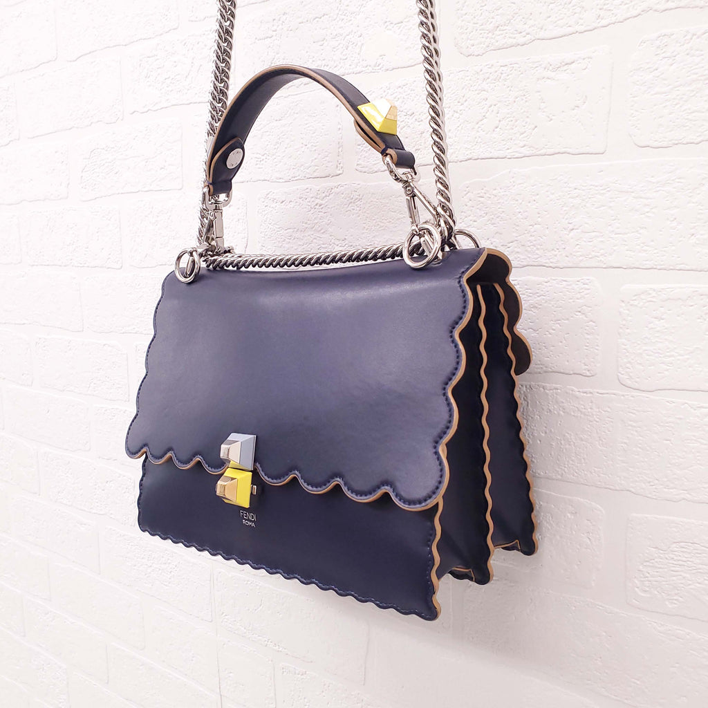 FENDI NAVY LEATHER 'MEDIUM KAN' BAG