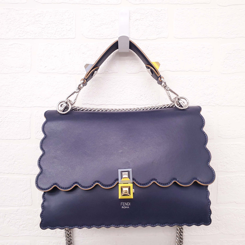 FENDI NAVY LEATHER 'MEDIUM KAN' BAG