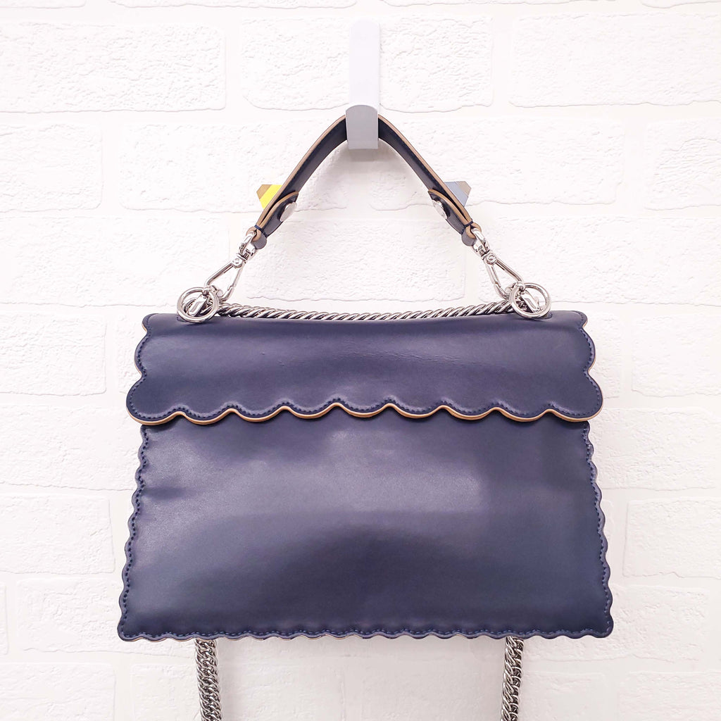 FENDI NAVY LEATHER 'MEDIUM KAN' BAG
