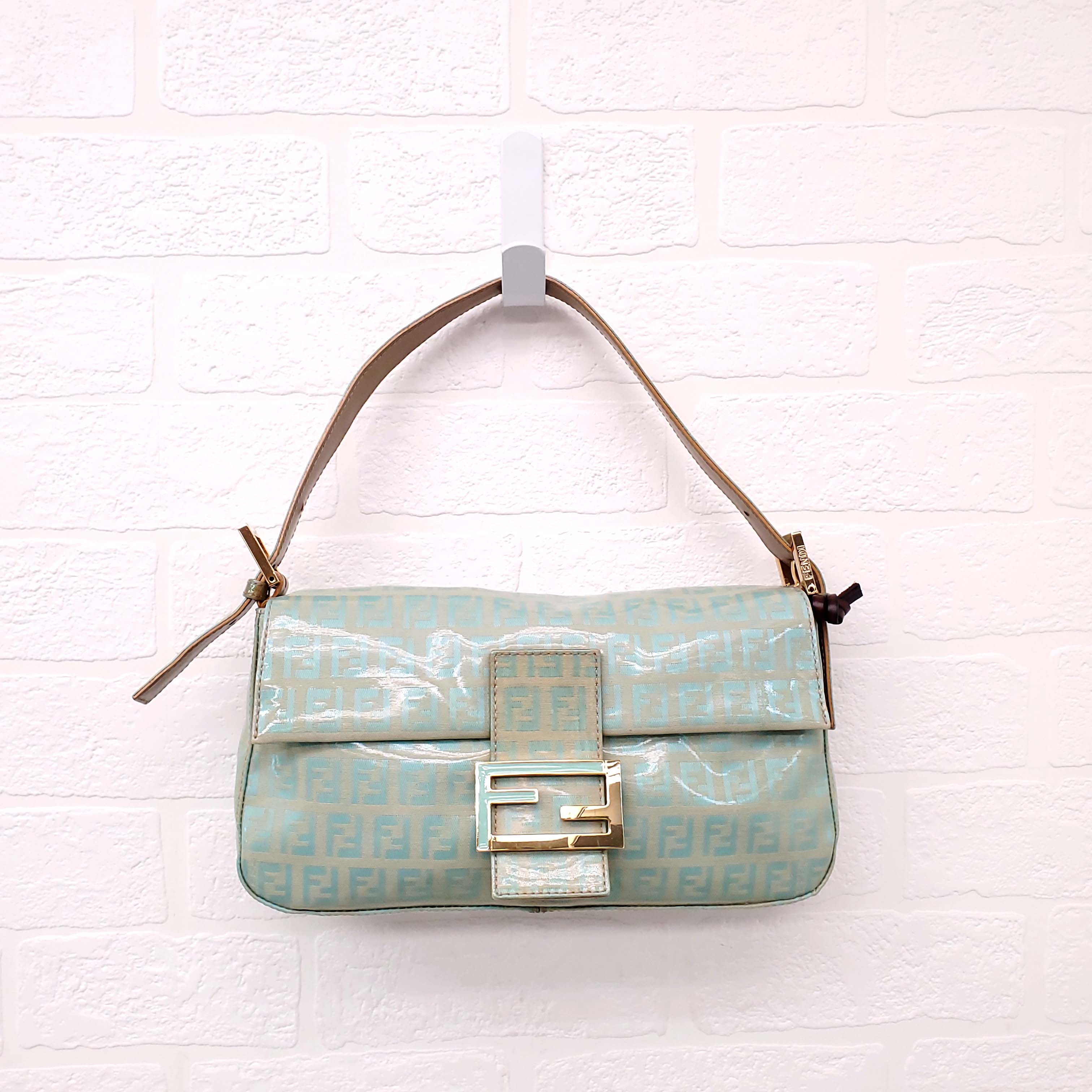 FENDI TURQUOISE PATENT 'ZUCCHINO BAGUETTE' SHOULDER BAG