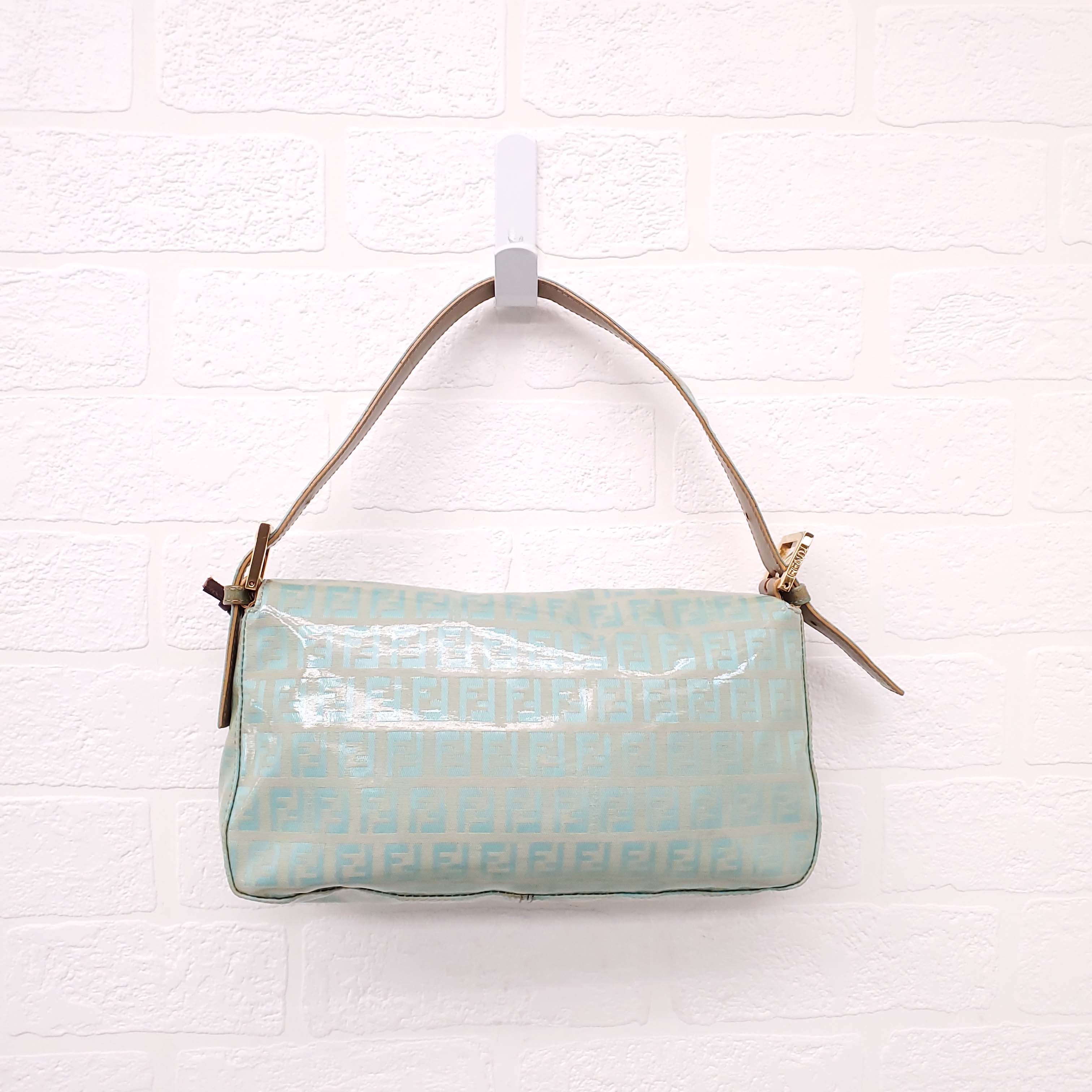 FENDI TURQUOISE PATENT 'ZUCCHINO BAGUETTE' SHOULDER BAG